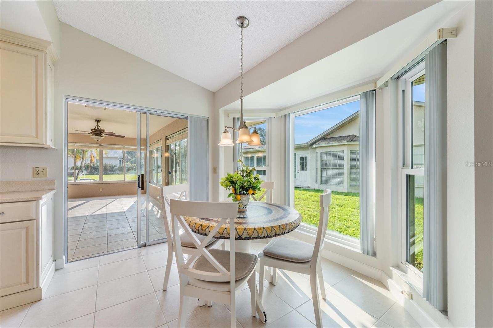 Image 18 of 57 For 3956 Tarpon Pointe Circle