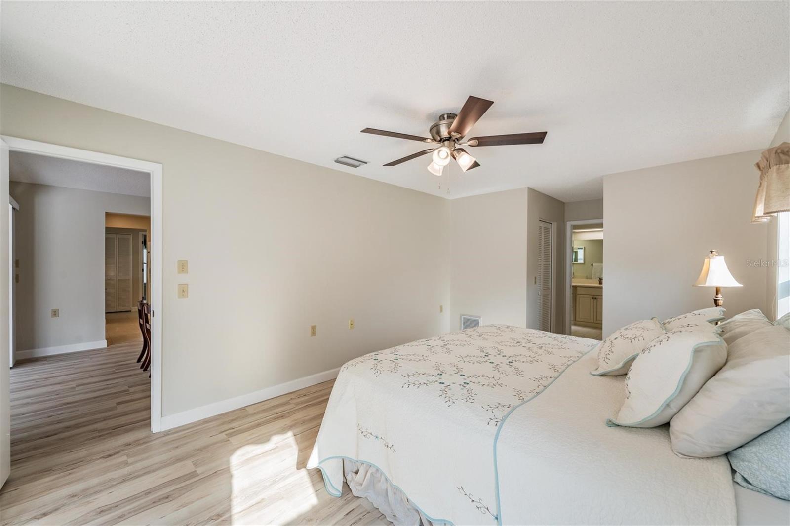 Image 22 of 57 For 3956 Tarpon Pointe Circle
