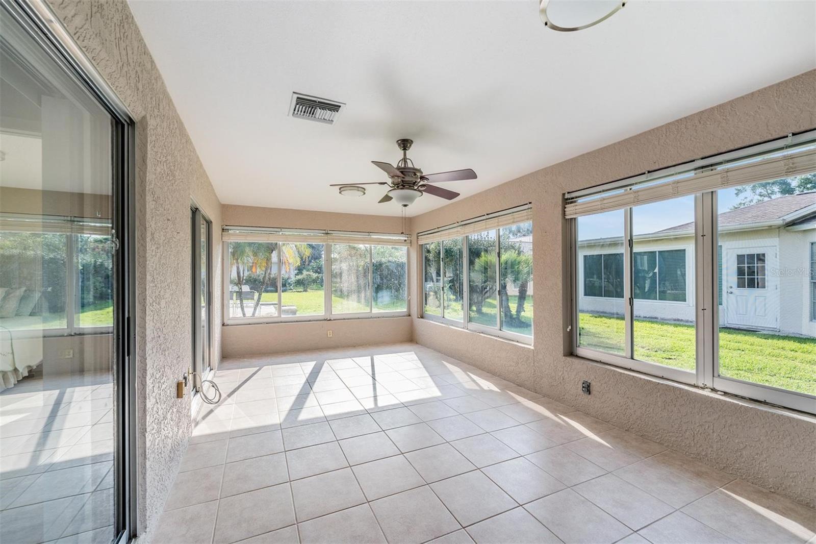 Image 32 of 57 For 3956 Tarpon Pointe Circle