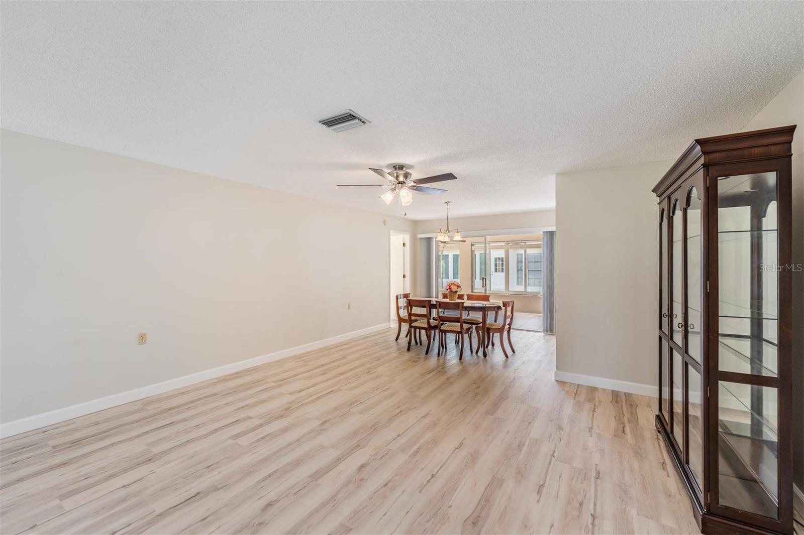 Image 8 of 57 For 3956 Tarpon Pointe Circle