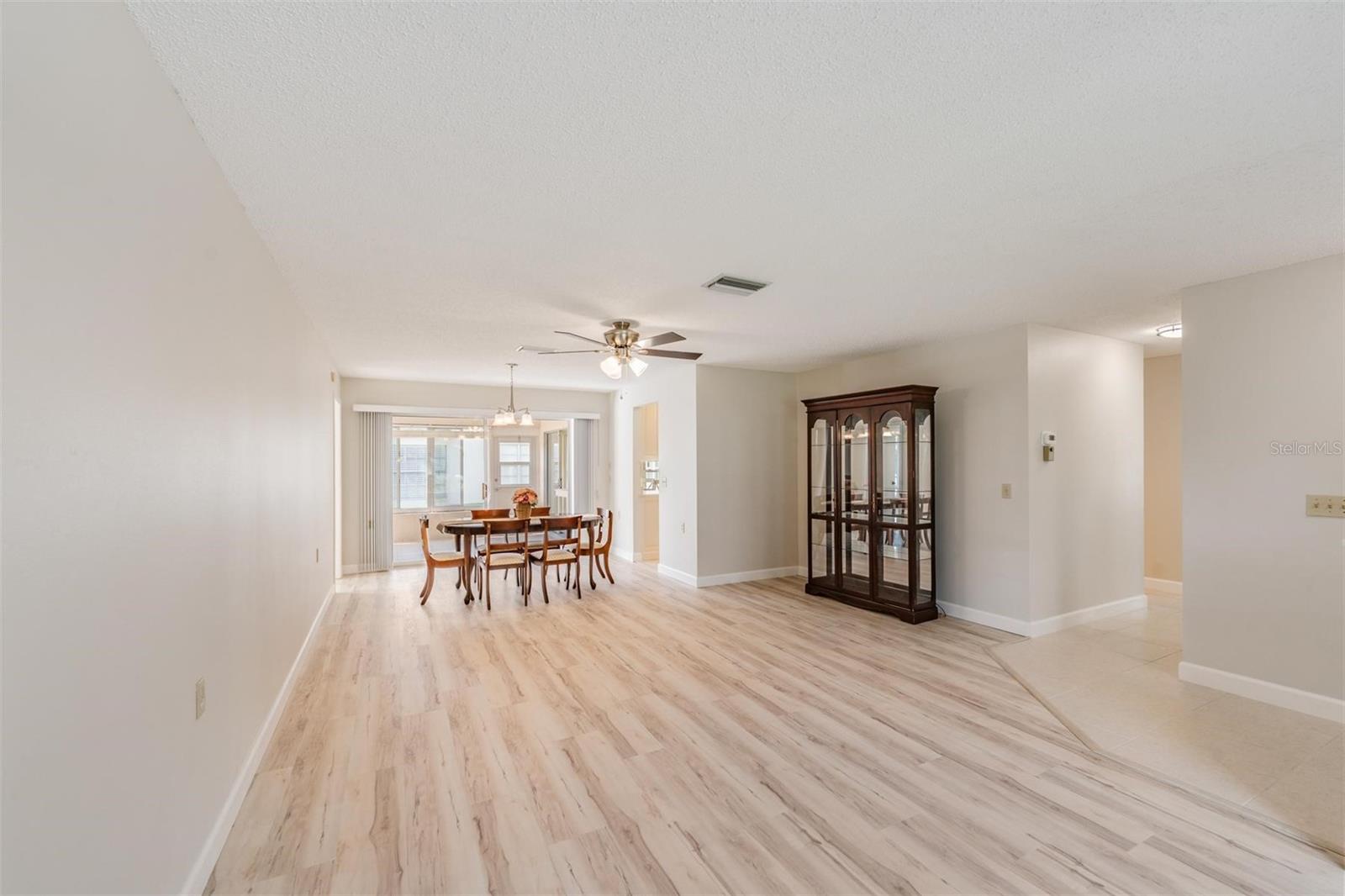 Image 9 of 57 For 3956 Tarpon Pointe Circle