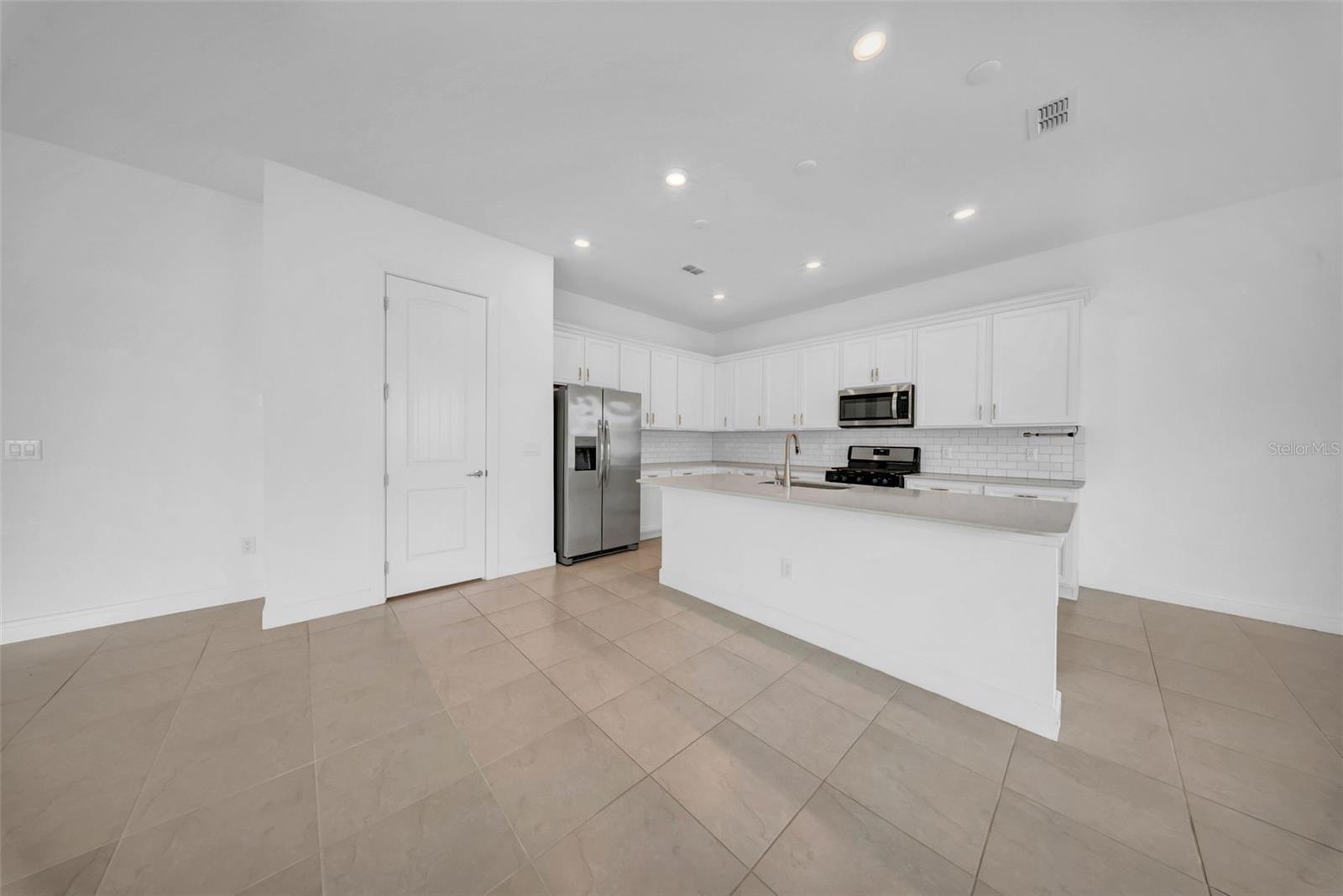 Image 16 of 56 For 13855 Sharp Hawk Drive