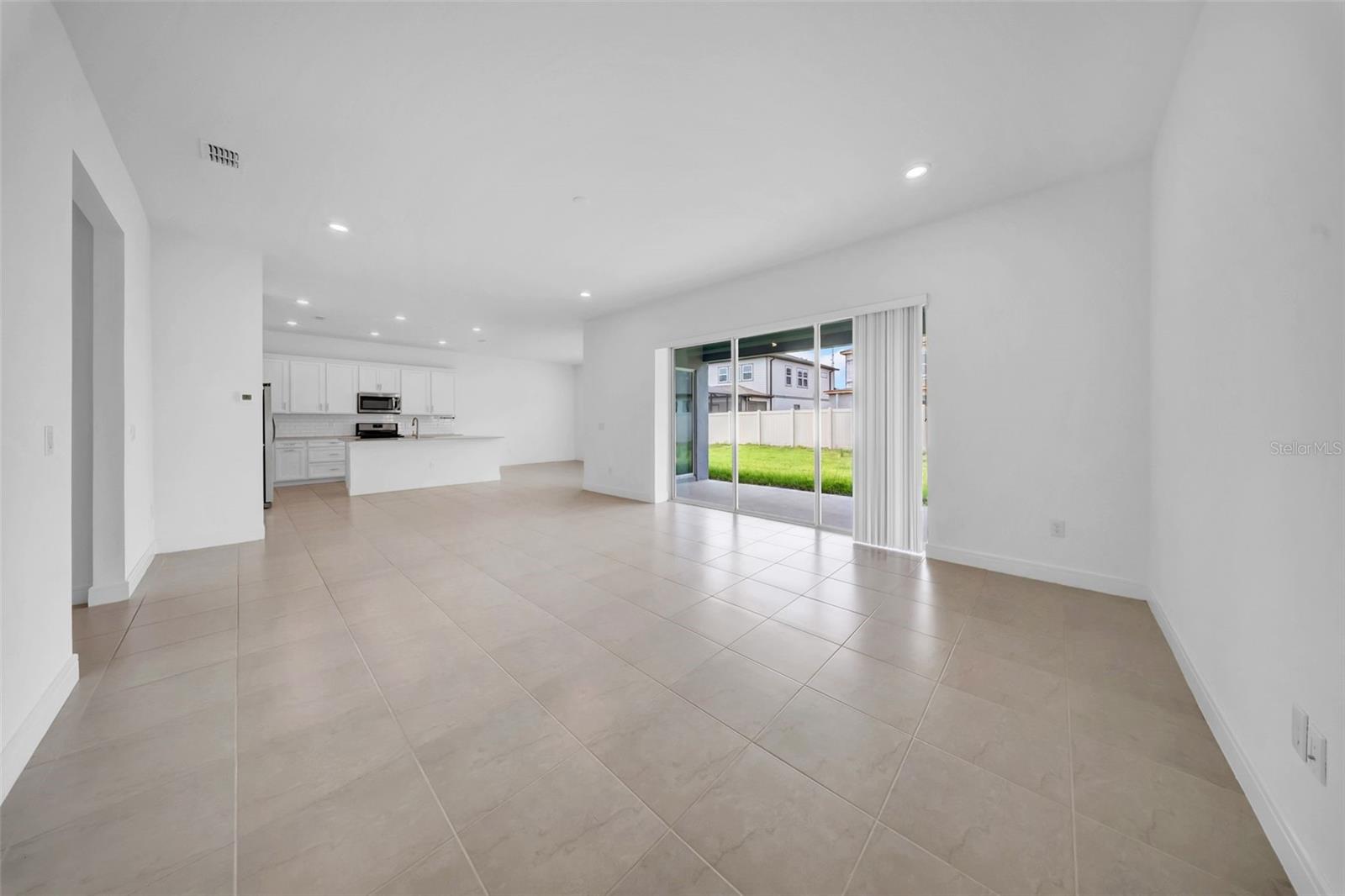 Image 18 of 56 For 13855 Sharp Hawk Drive