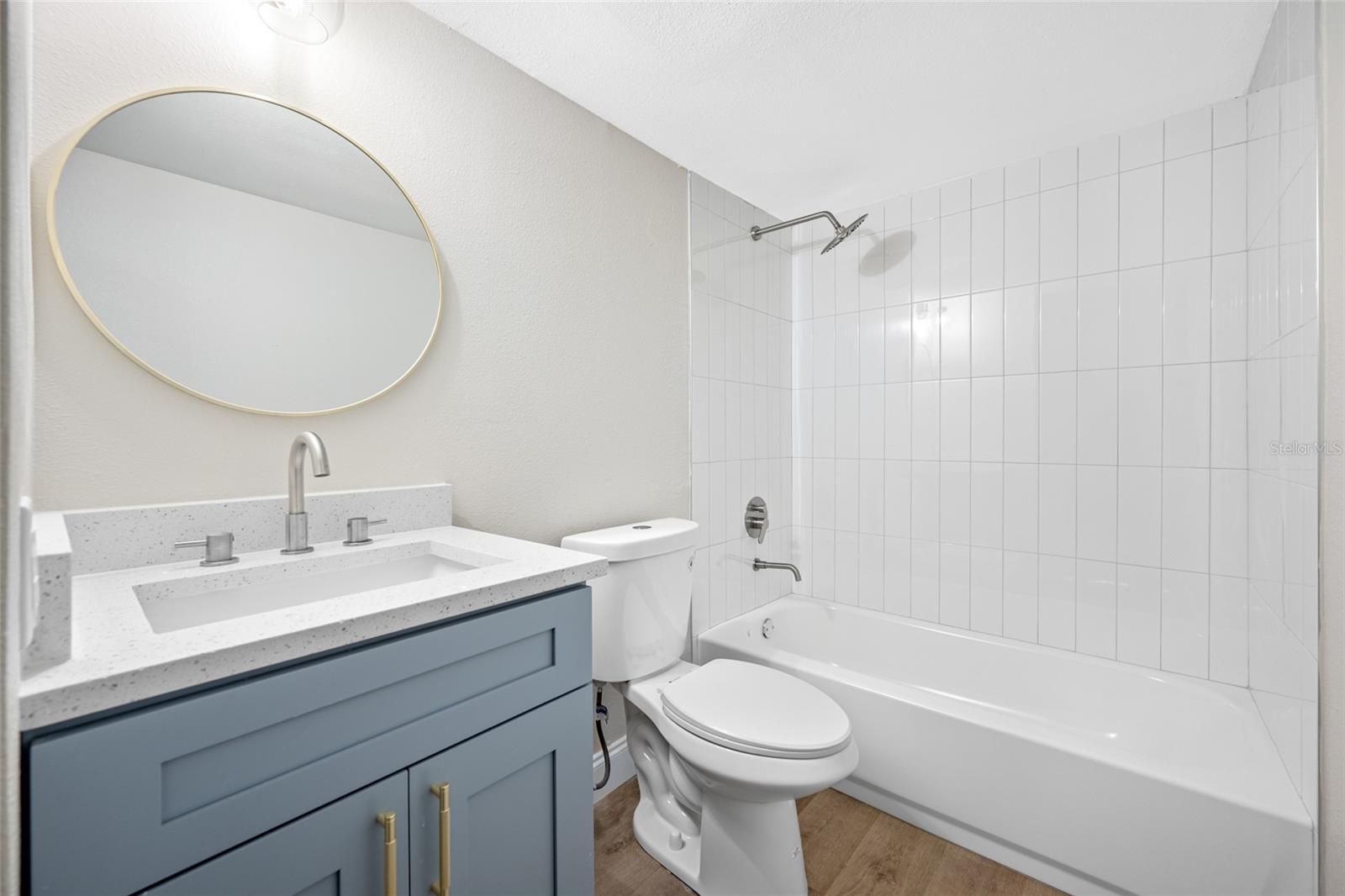 Image 22 of 23 For 155 Davis Boulevard 02