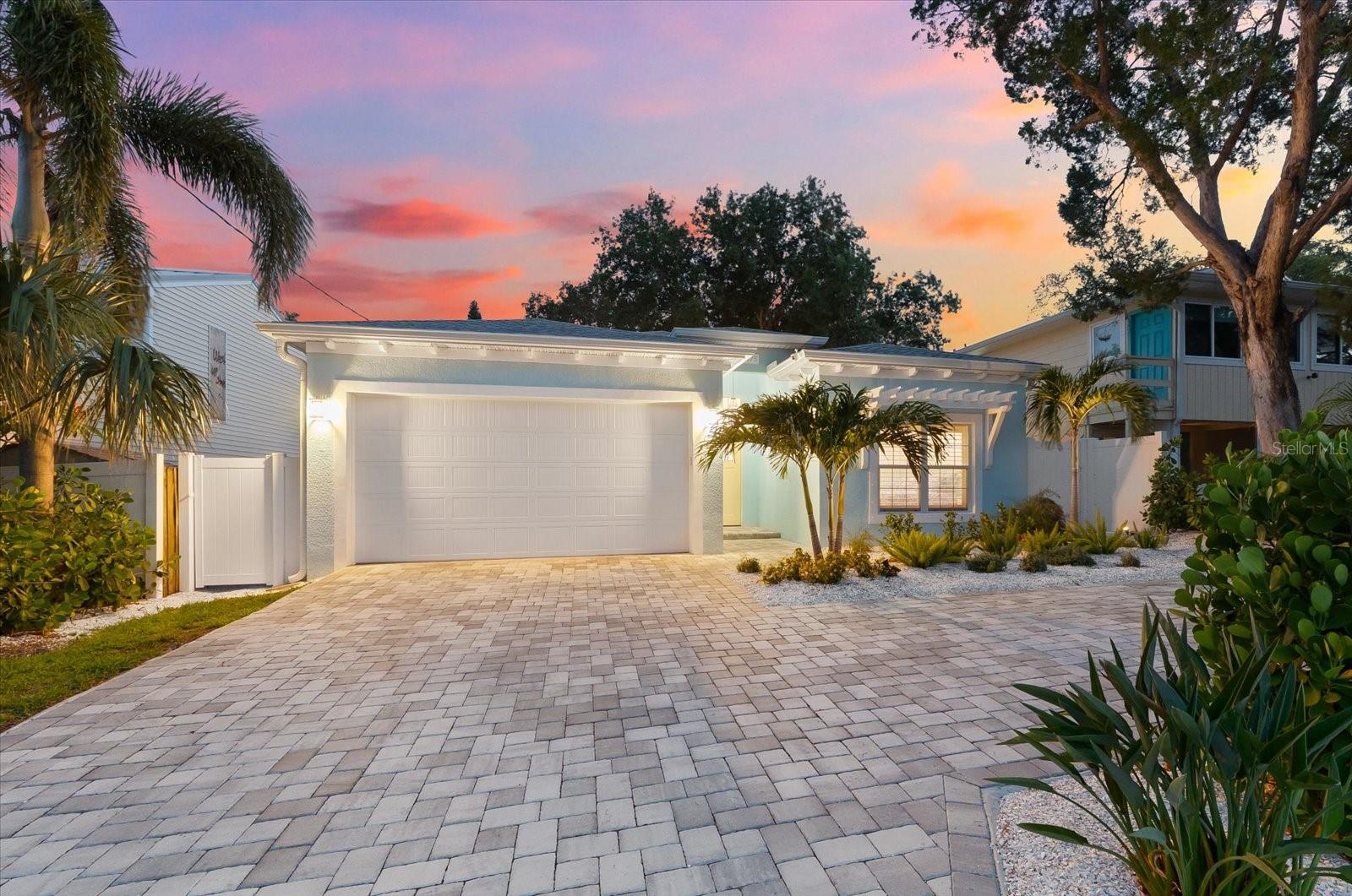 Image 3 of 48 For 475 Crystal Beach