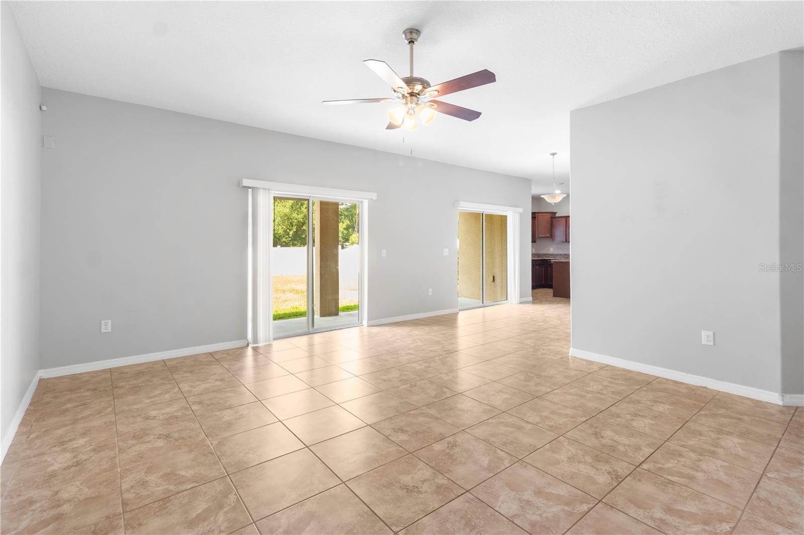 Image 9 of 44 For 13174 Royal Pines Avenue