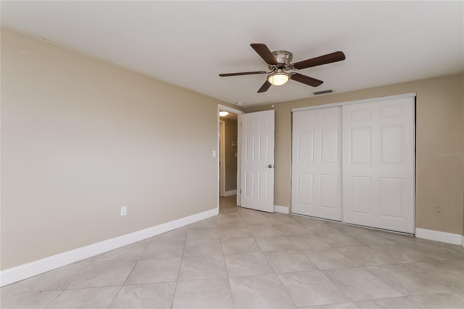 Image 13 of 16 For 7405 Oakshire Drive