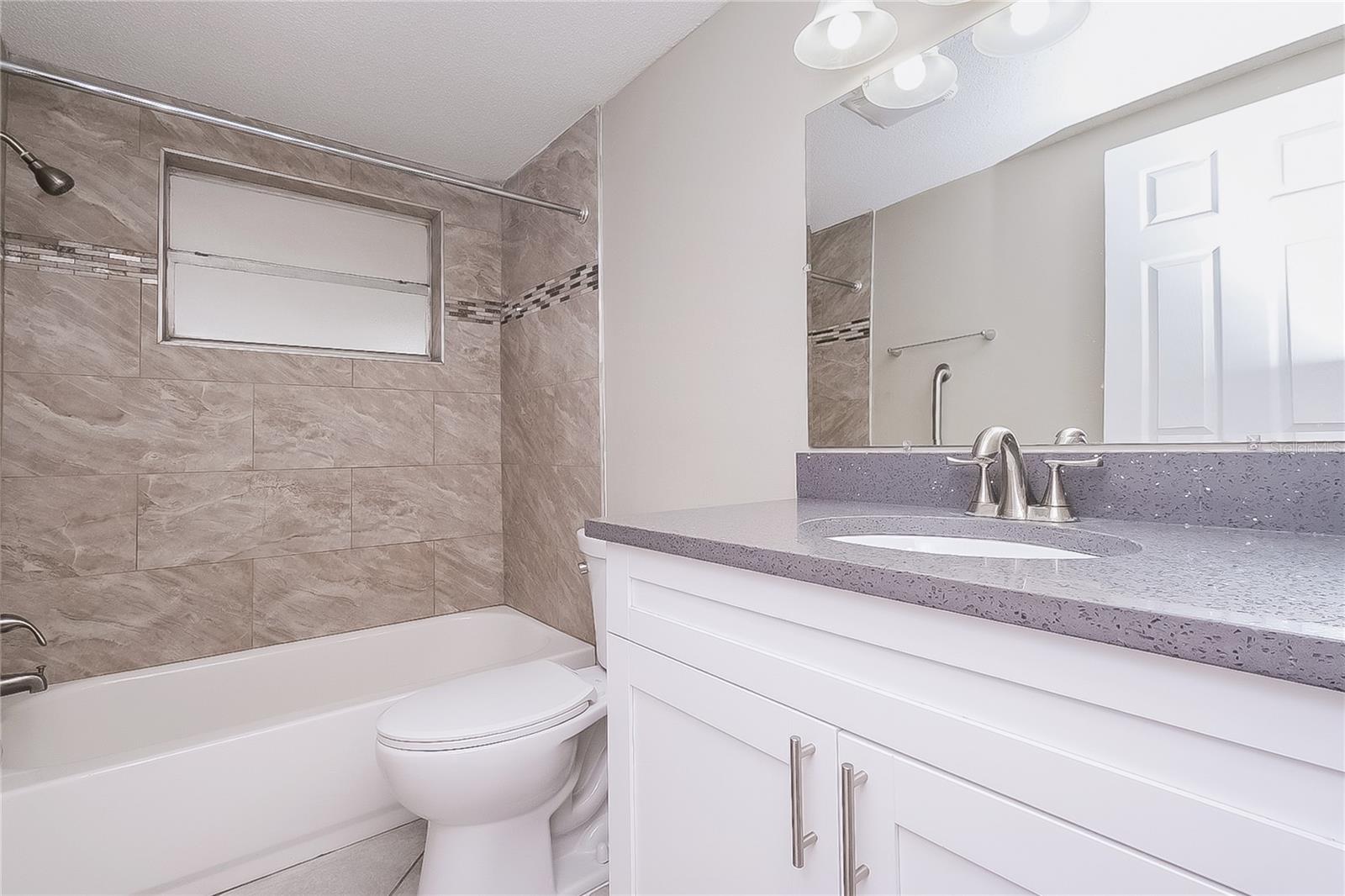Image 14 of 16 For 7405 Oakshire Drive