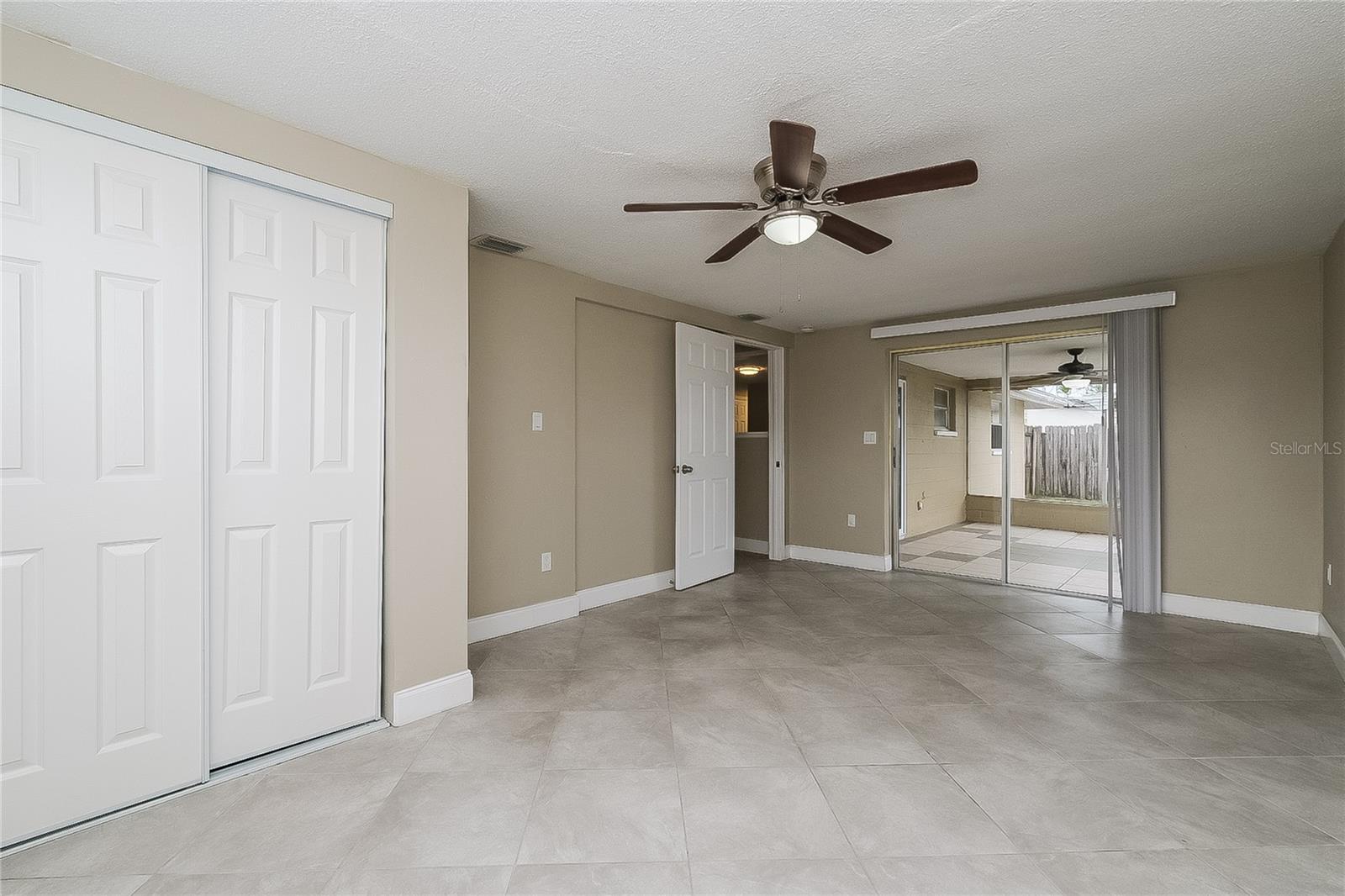 Image 8 of 16 For 7405 Oakshire Drive