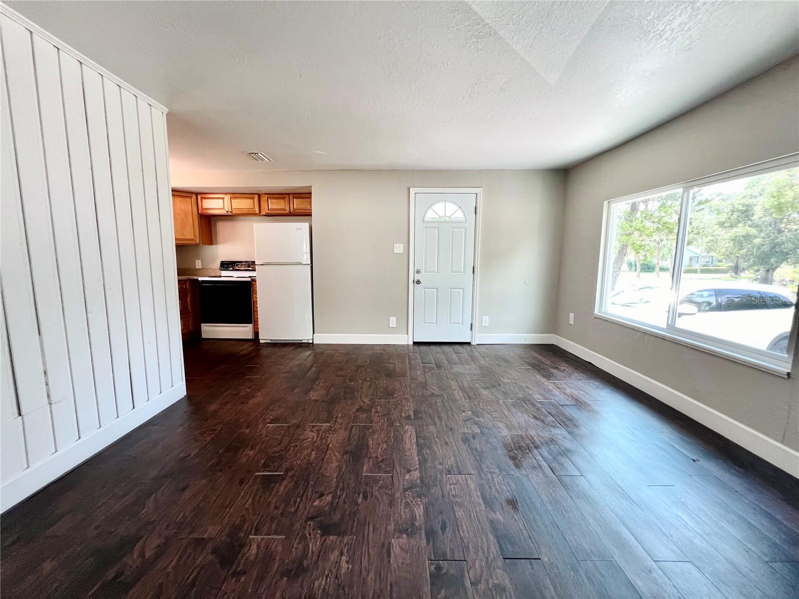 Image 4 of 15 For 767 40th Avenue S