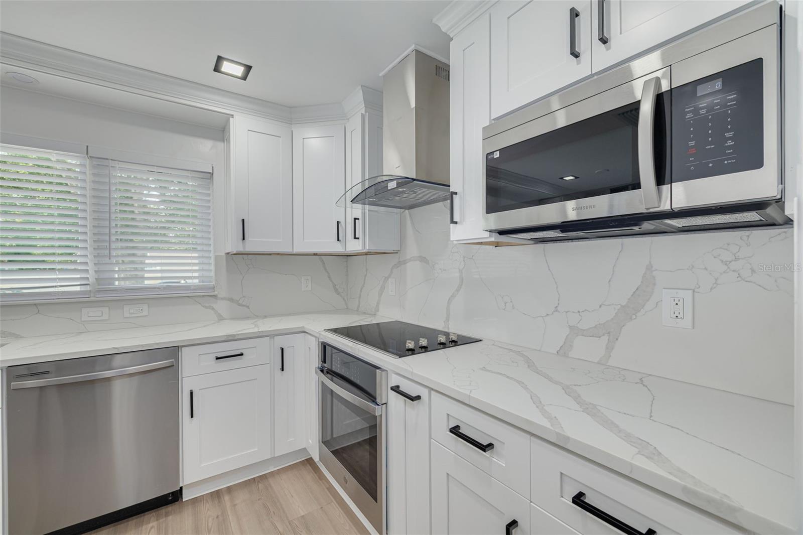 Image 12 of 35 For 1624 Chateau Drive