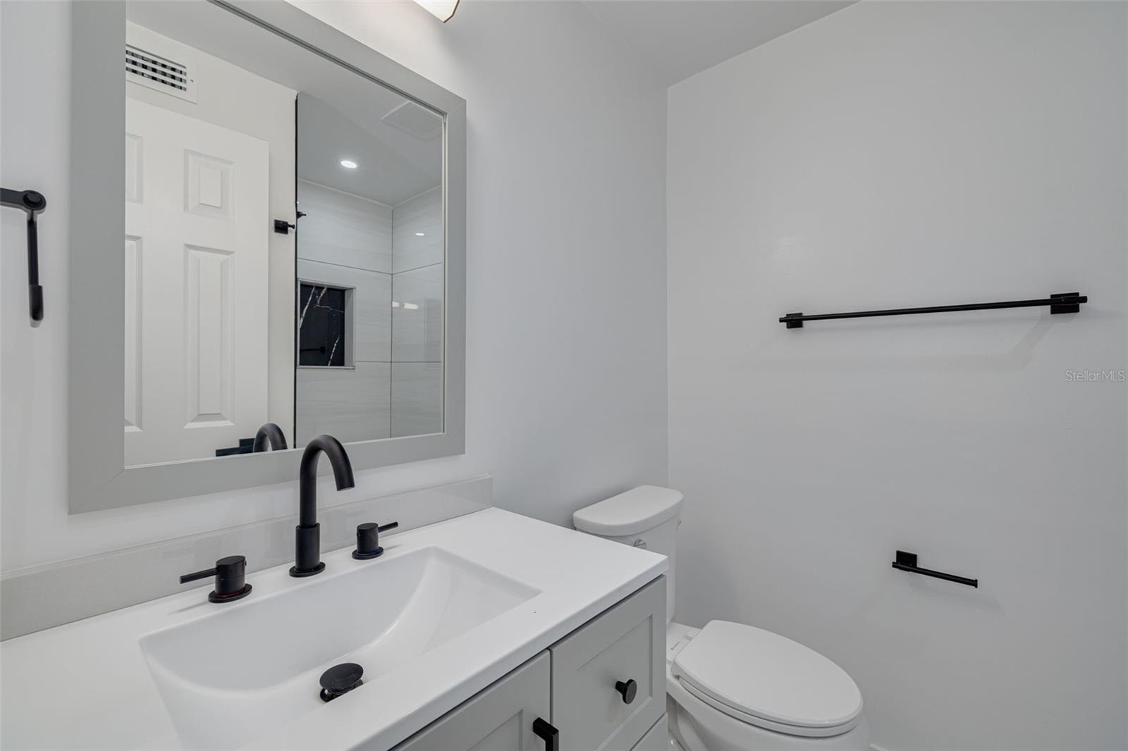 Image 25 of 35 For 1624 Chateau Drive