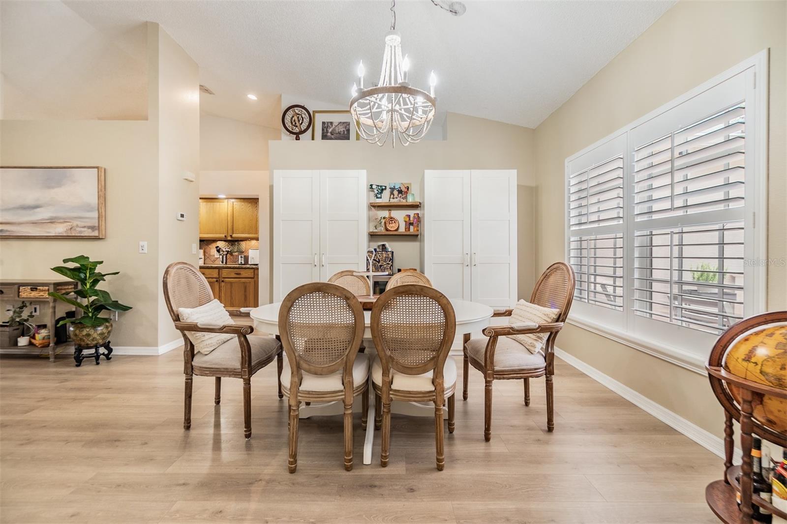 Listing photo id 9 for 4915 Fort Peck Road