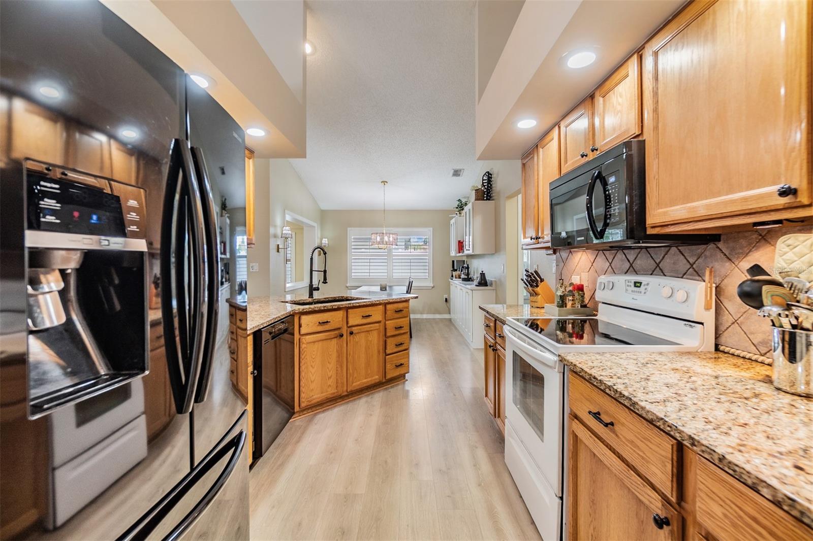 Listing photo id 19 for 4915 Fort Peck Road