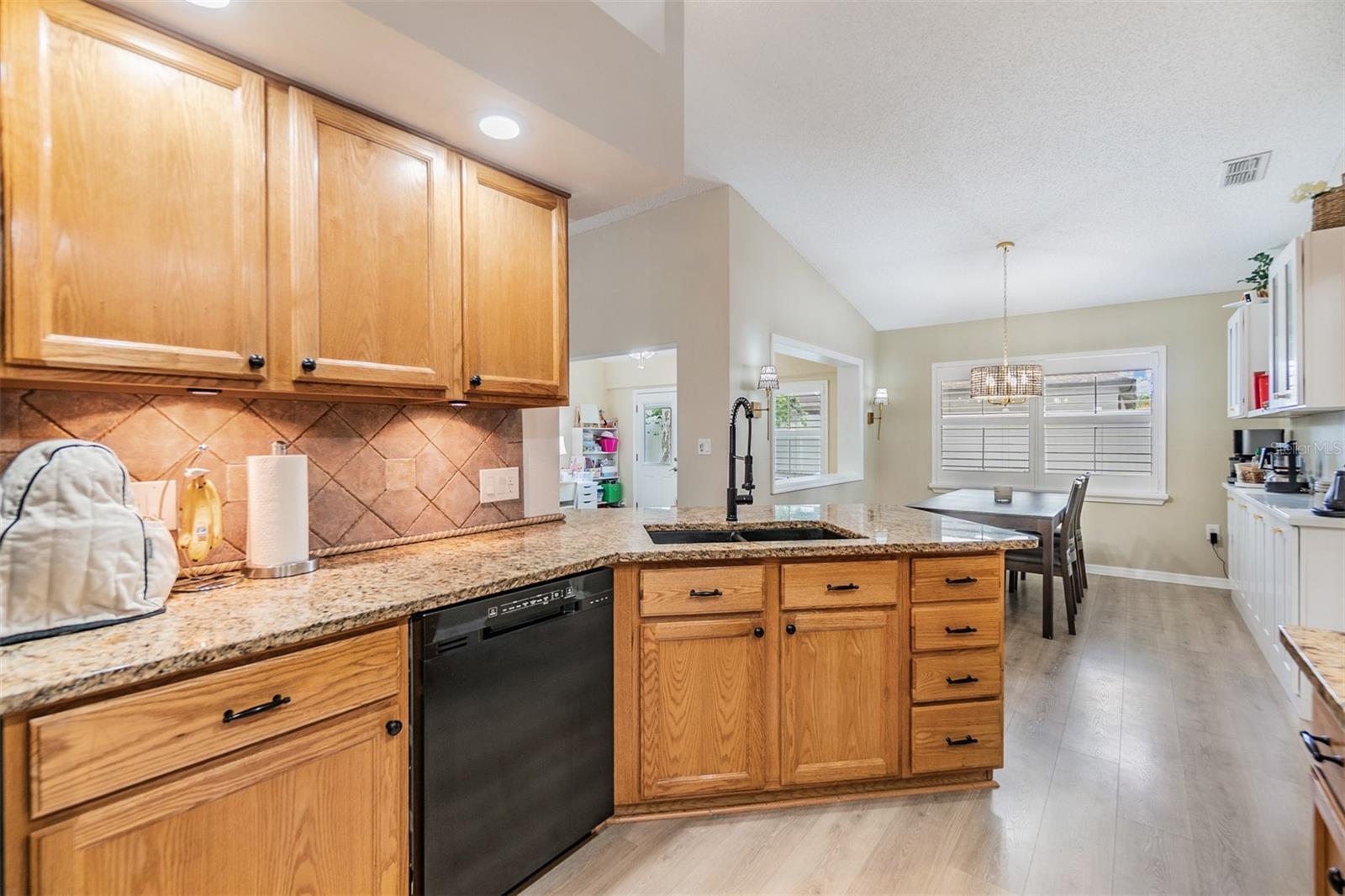 Listing photo id 22 for 4915 Fort Peck Road