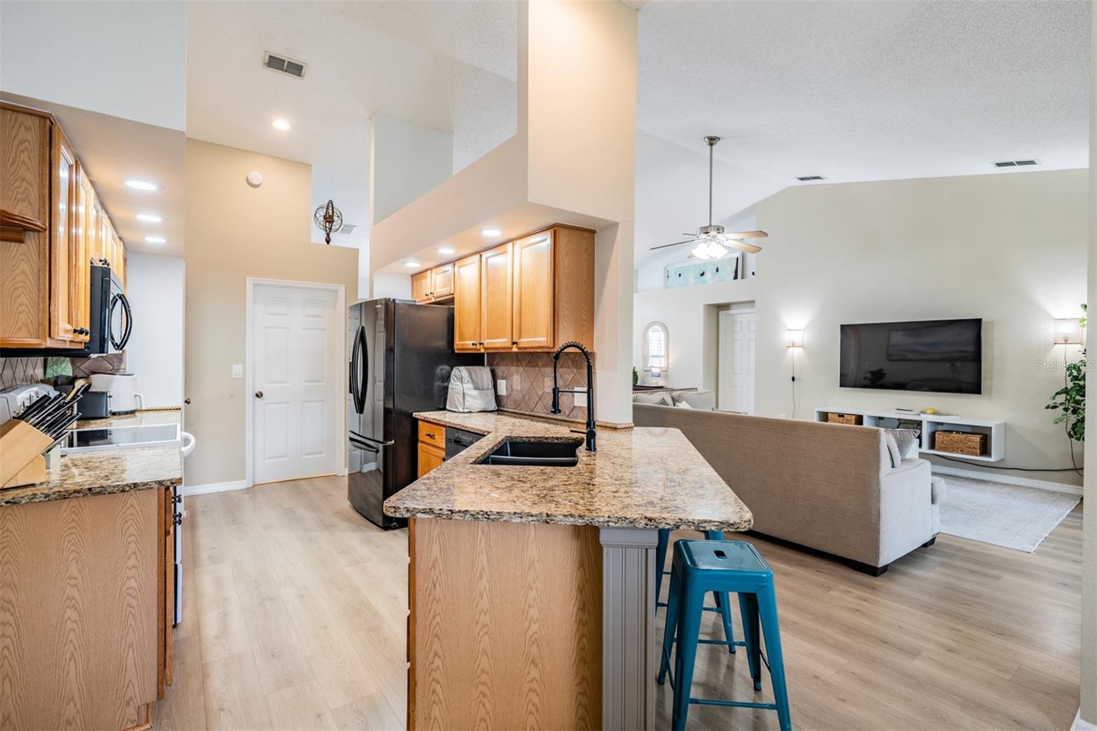 Listing photo id 25 for 4915 Fort Peck Road