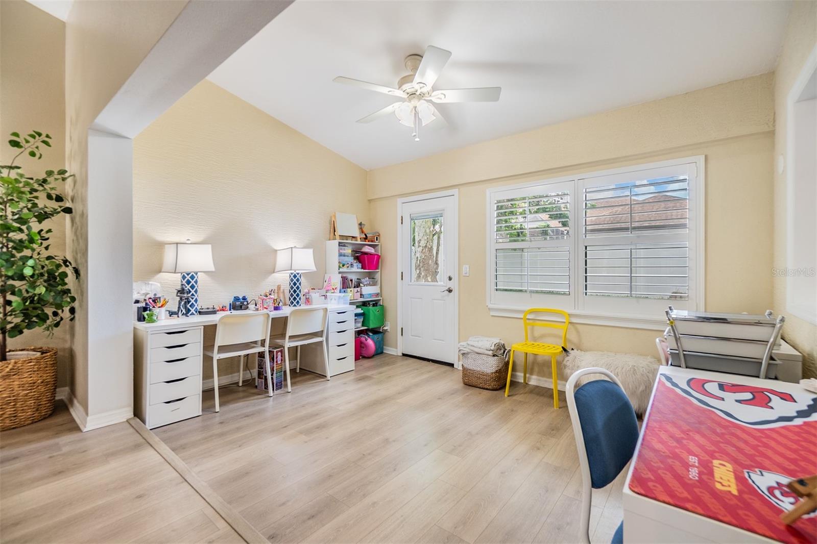 Listing photo id 29 for 4915 Fort Peck Road