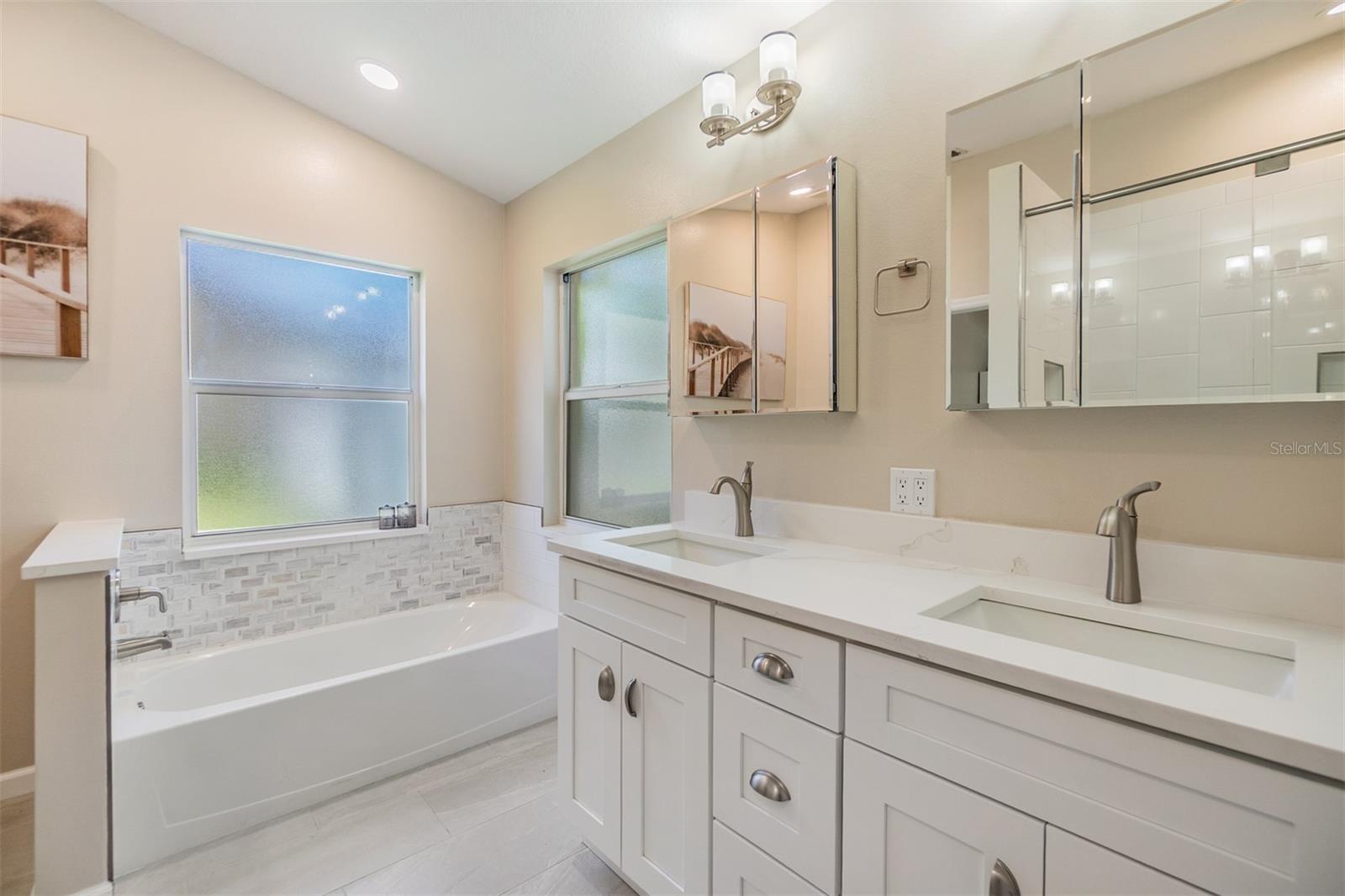 Listing photo id 34 for 4915 Fort Peck Road