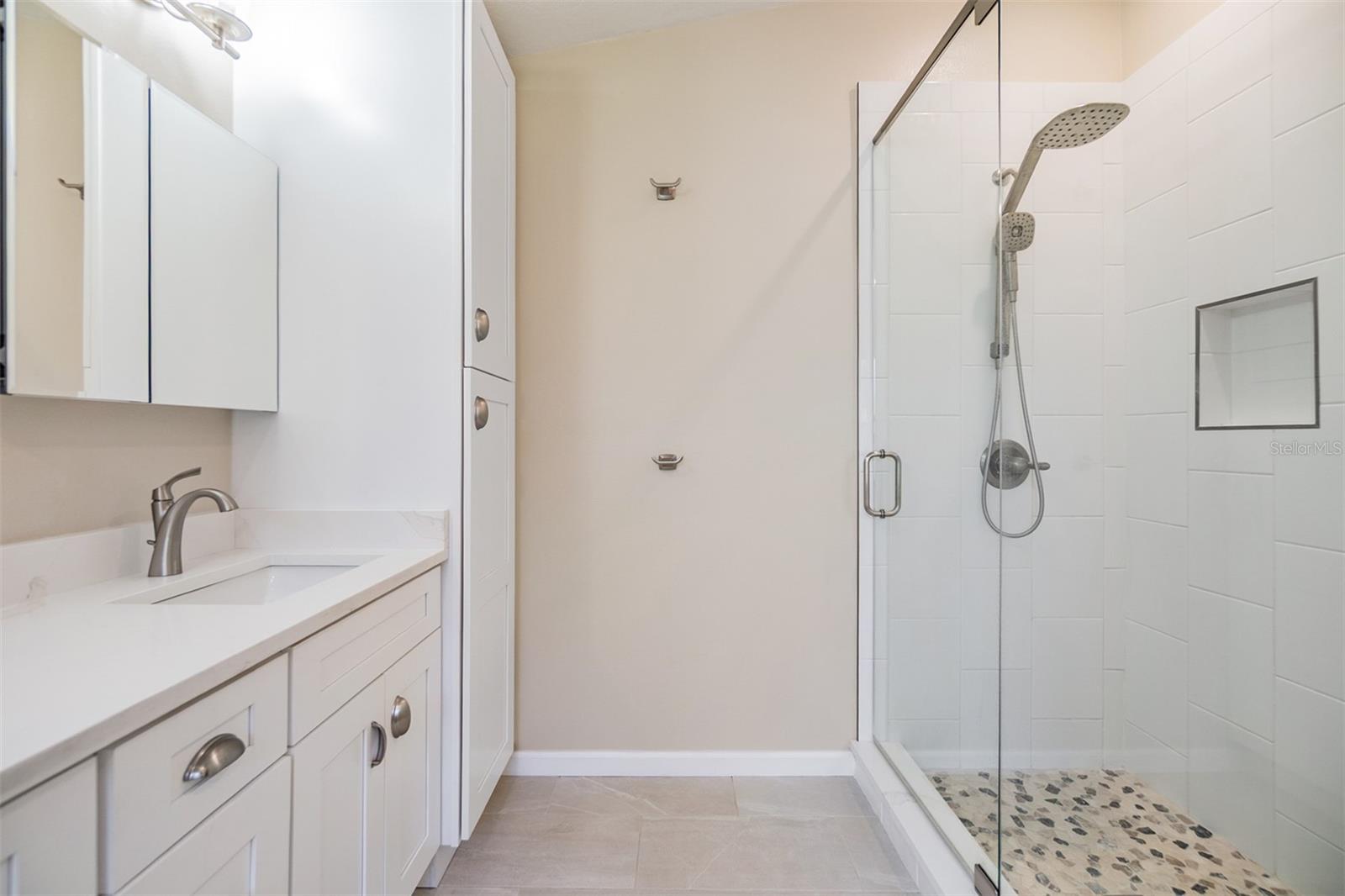 Listing photo id 37 for 4915 Fort Peck Road