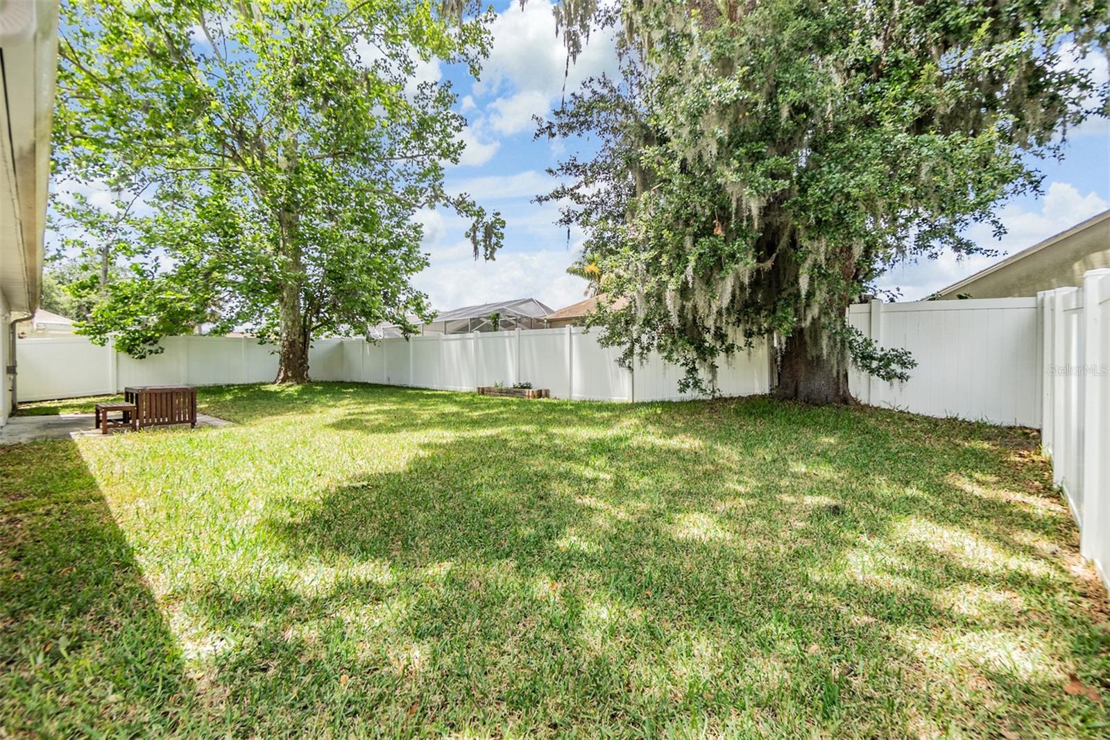 Listing photo id 48 for 4915 Fort Peck Road