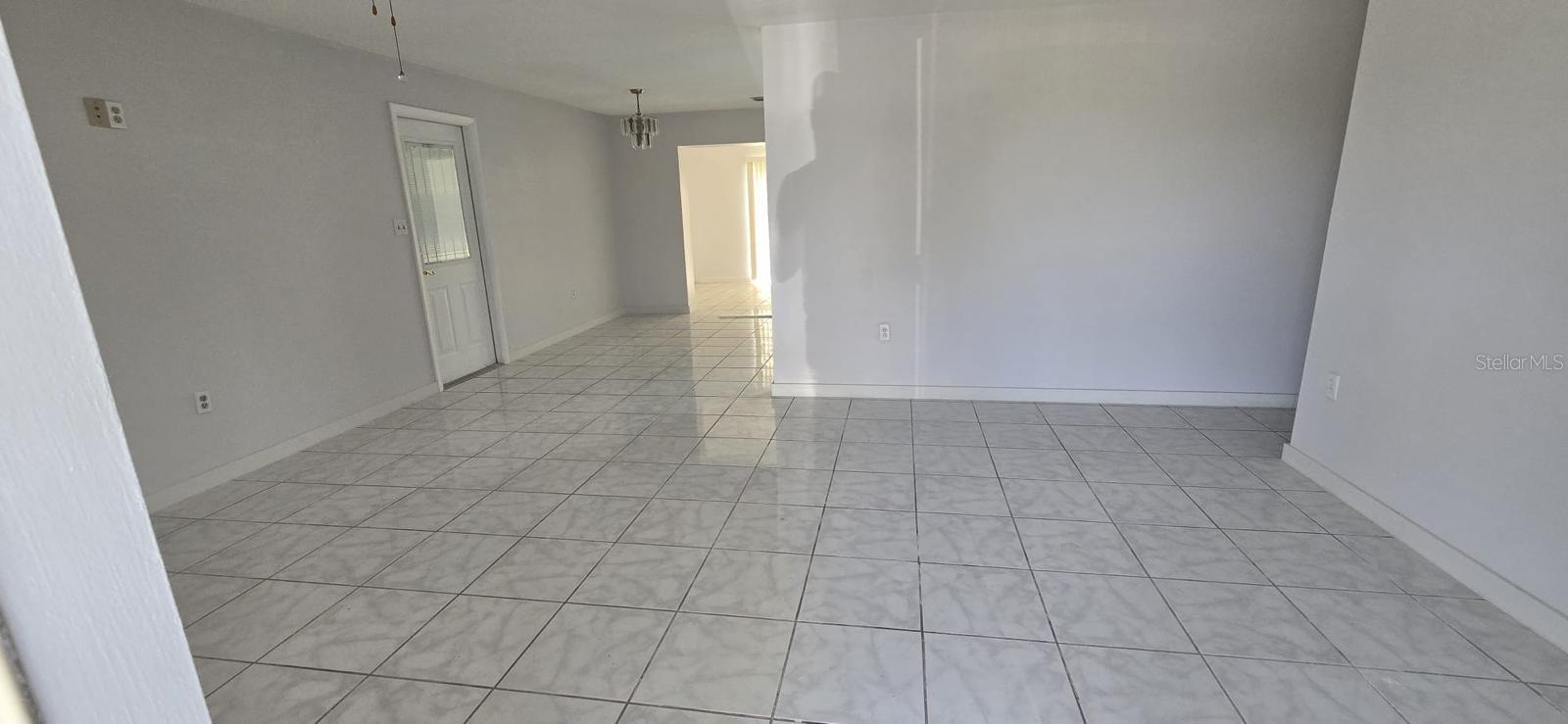 Image 3 of 15 For 3413 Areca Street