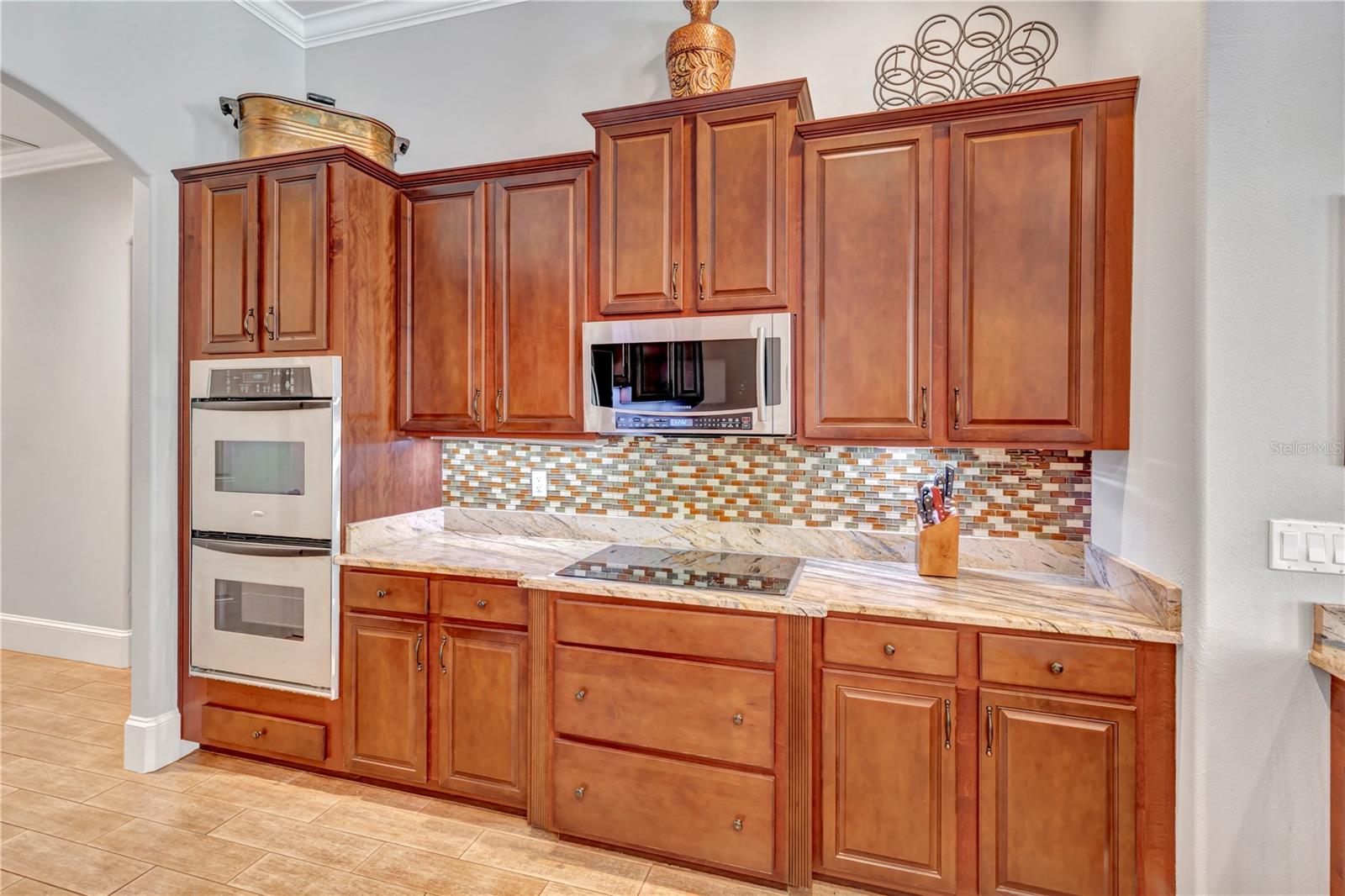 Image 10 of 45 For 16124 Suncrest Shores Drive