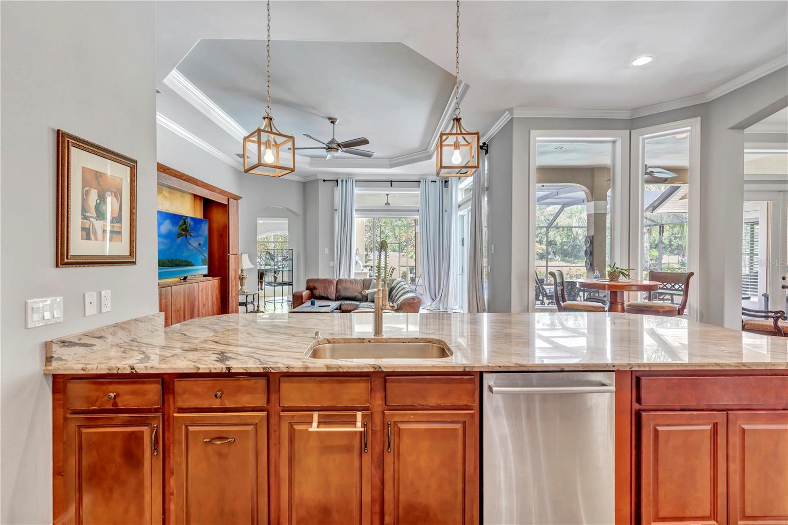 Image 12 of 45 For 16124 Suncrest Shores Drive