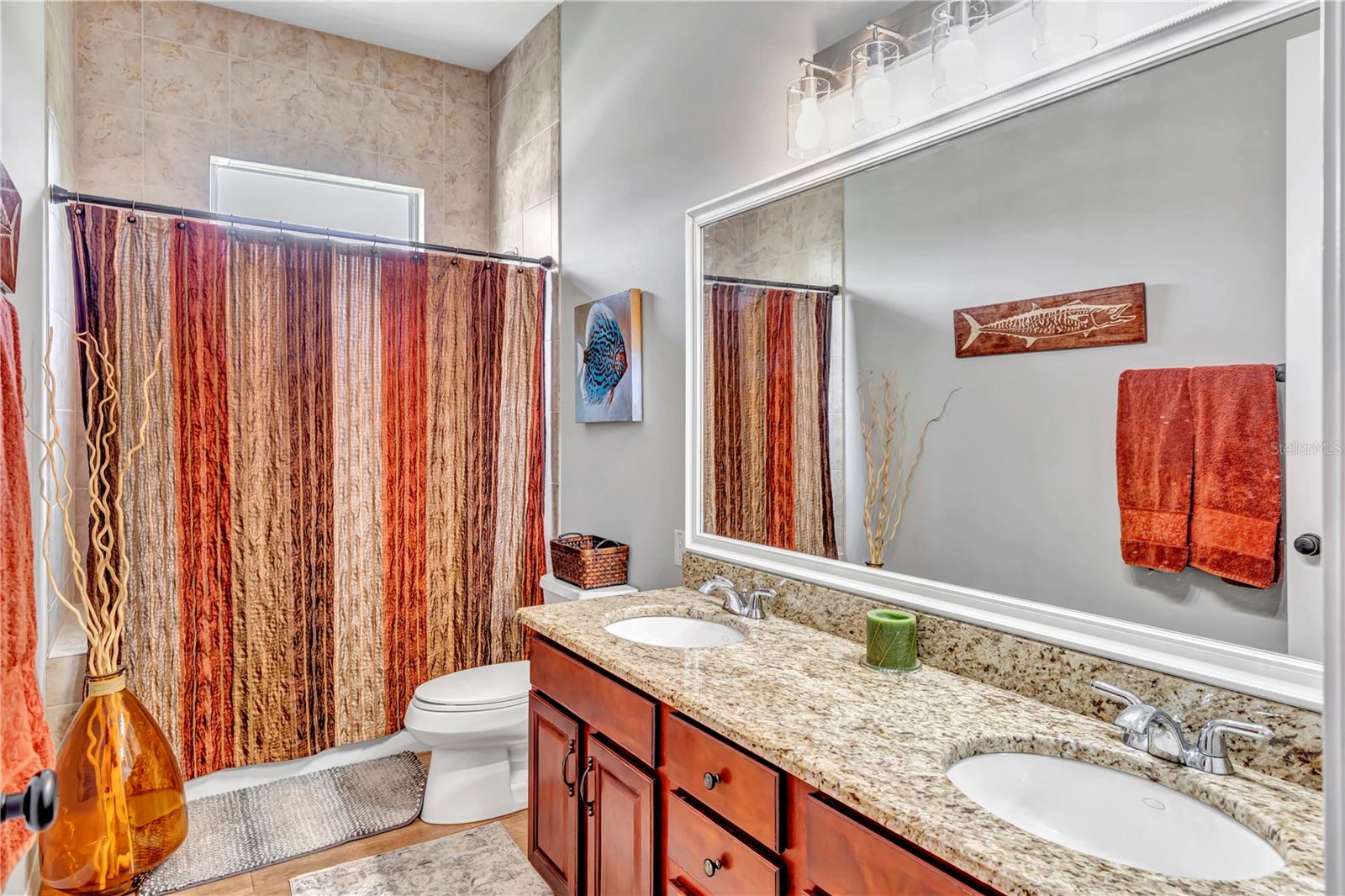 Image 32 of 45 For 16124 Suncrest Shores Drive