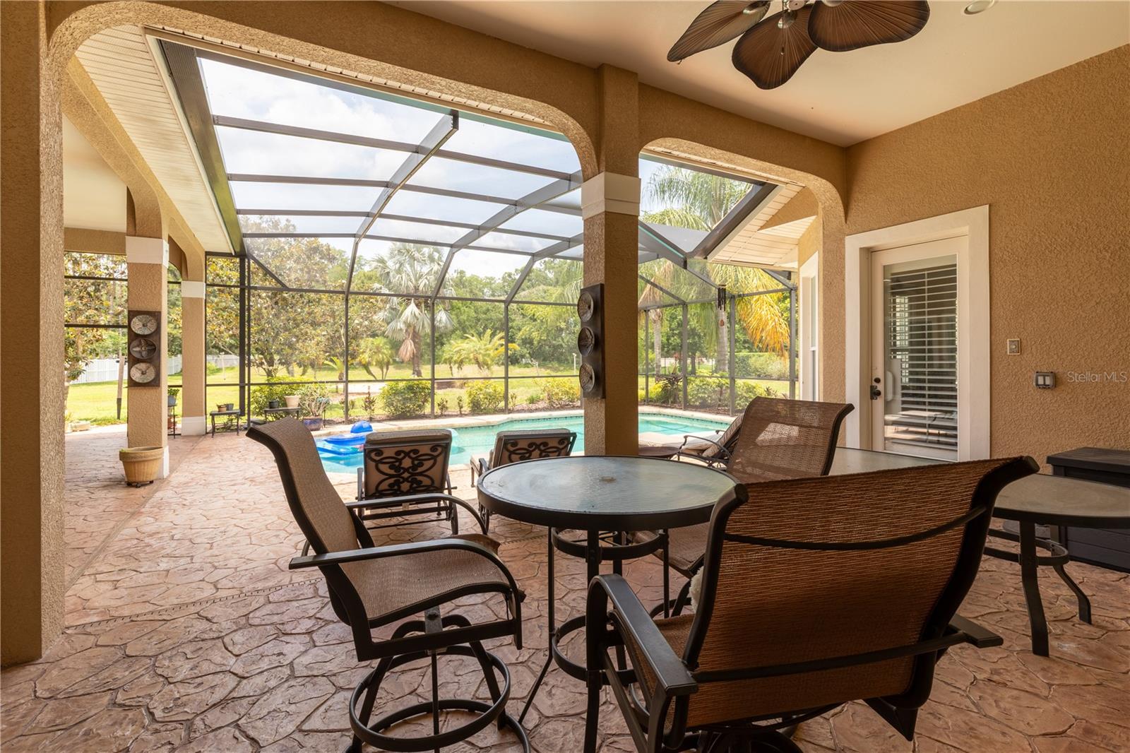 Image 36 of 45 For 16124 Suncrest Shores Drive