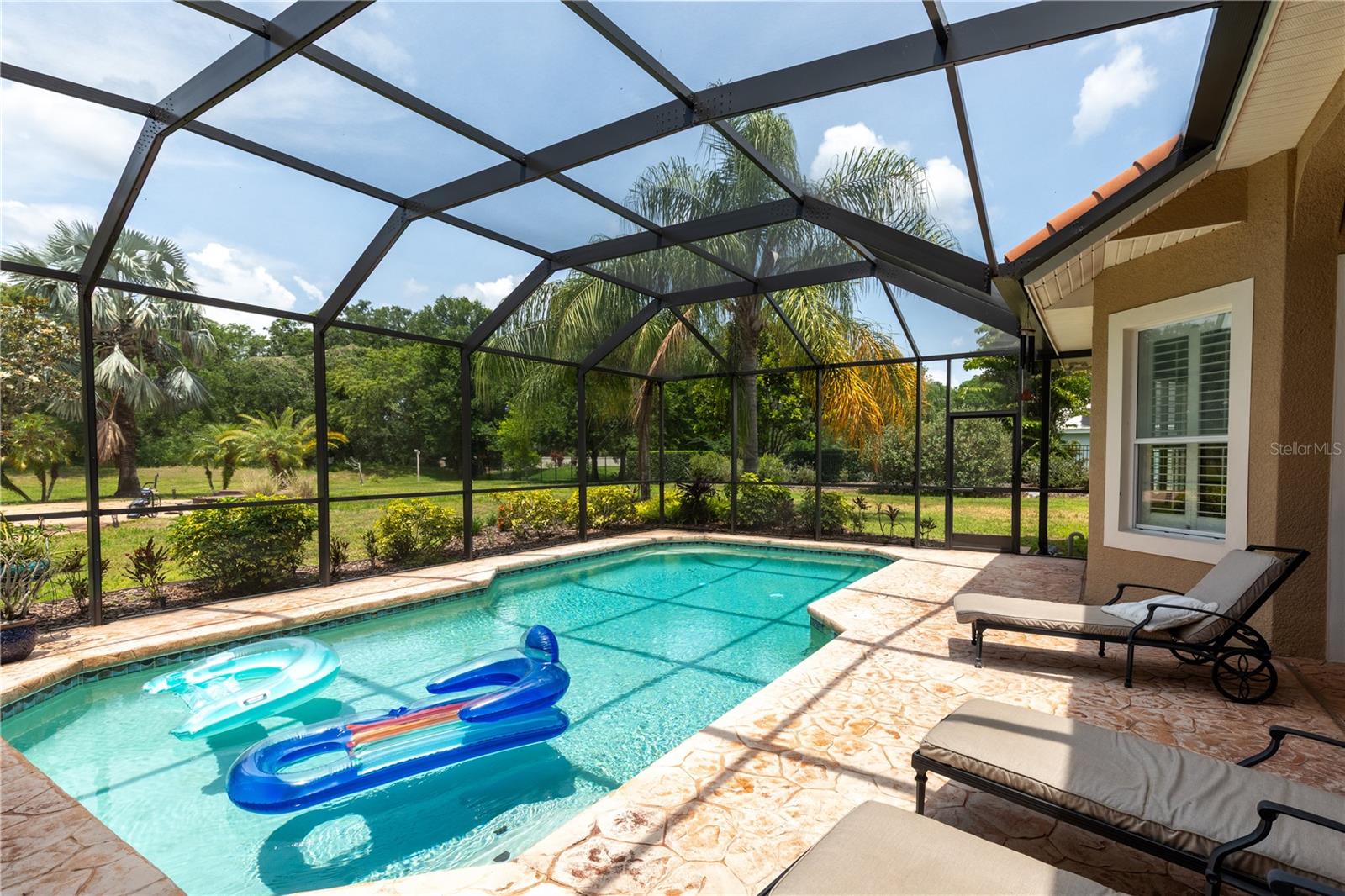 Image 38 of 45 For 16124 Suncrest Shores Drive