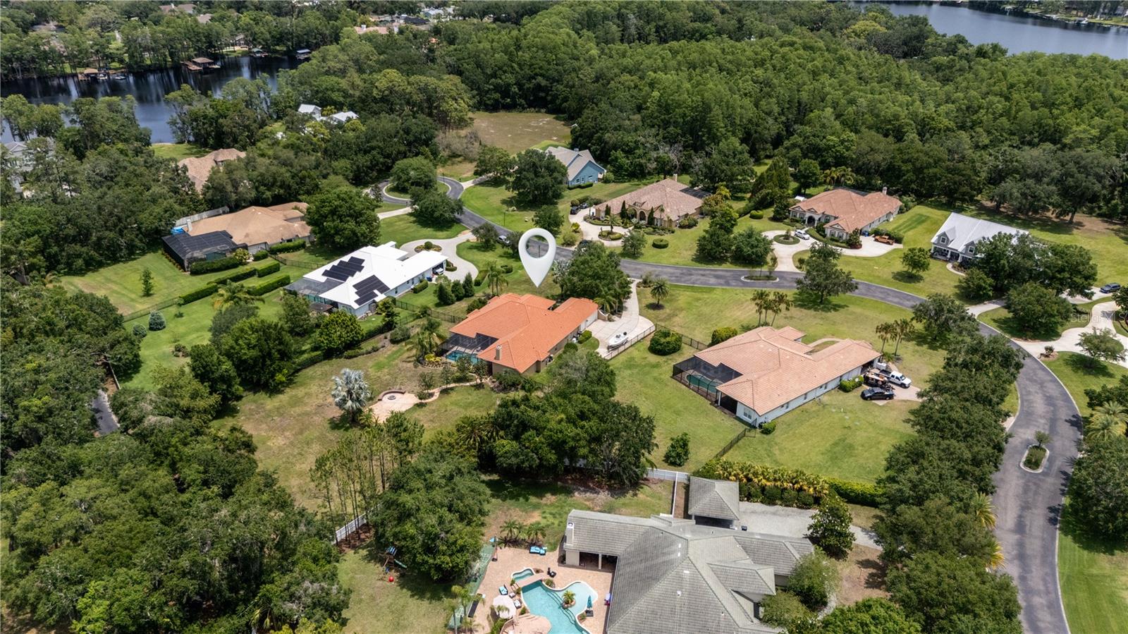 Image 41 of 45 For 16124 Suncrest Shores Drive