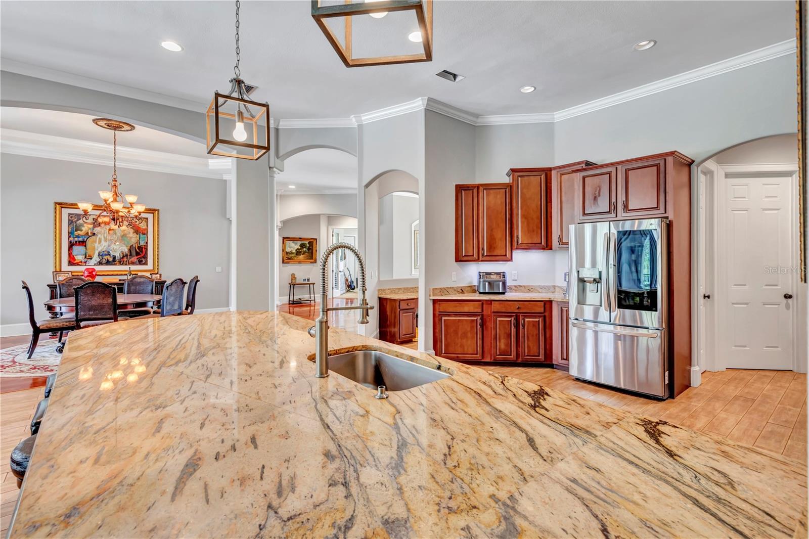 Image 9 of 45 For 16124 Suncrest Shores Drive
