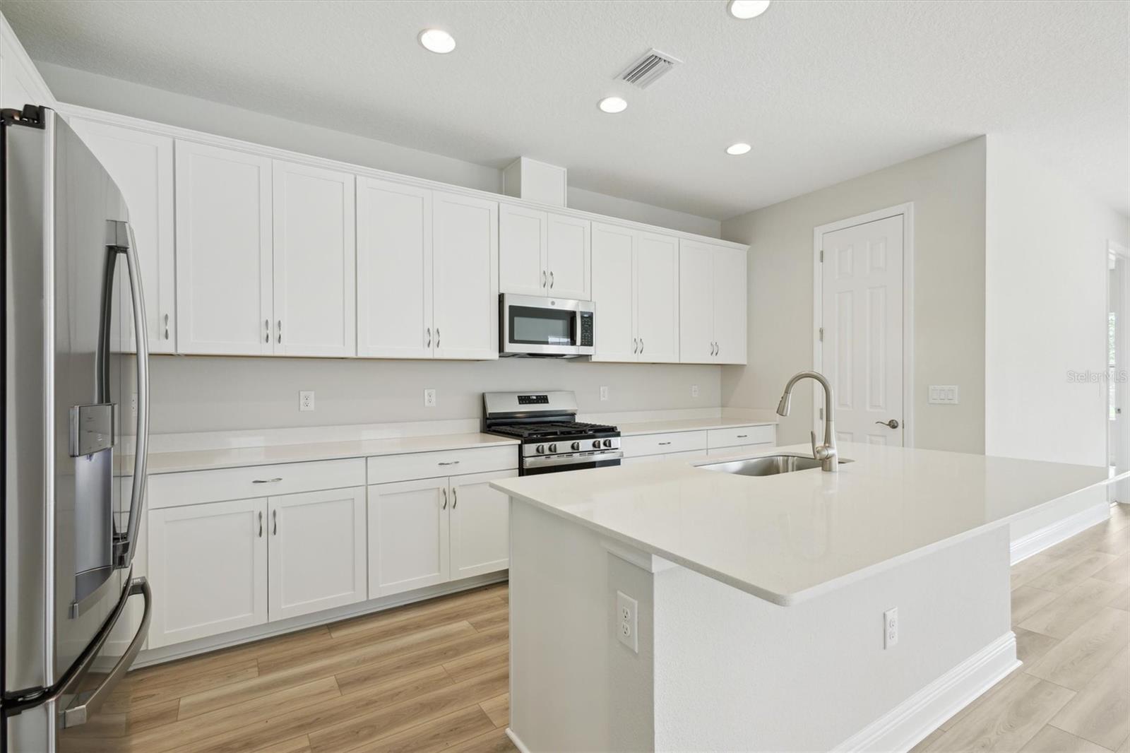 Image 11 of 32 For 8514 Dove Bog Terrace