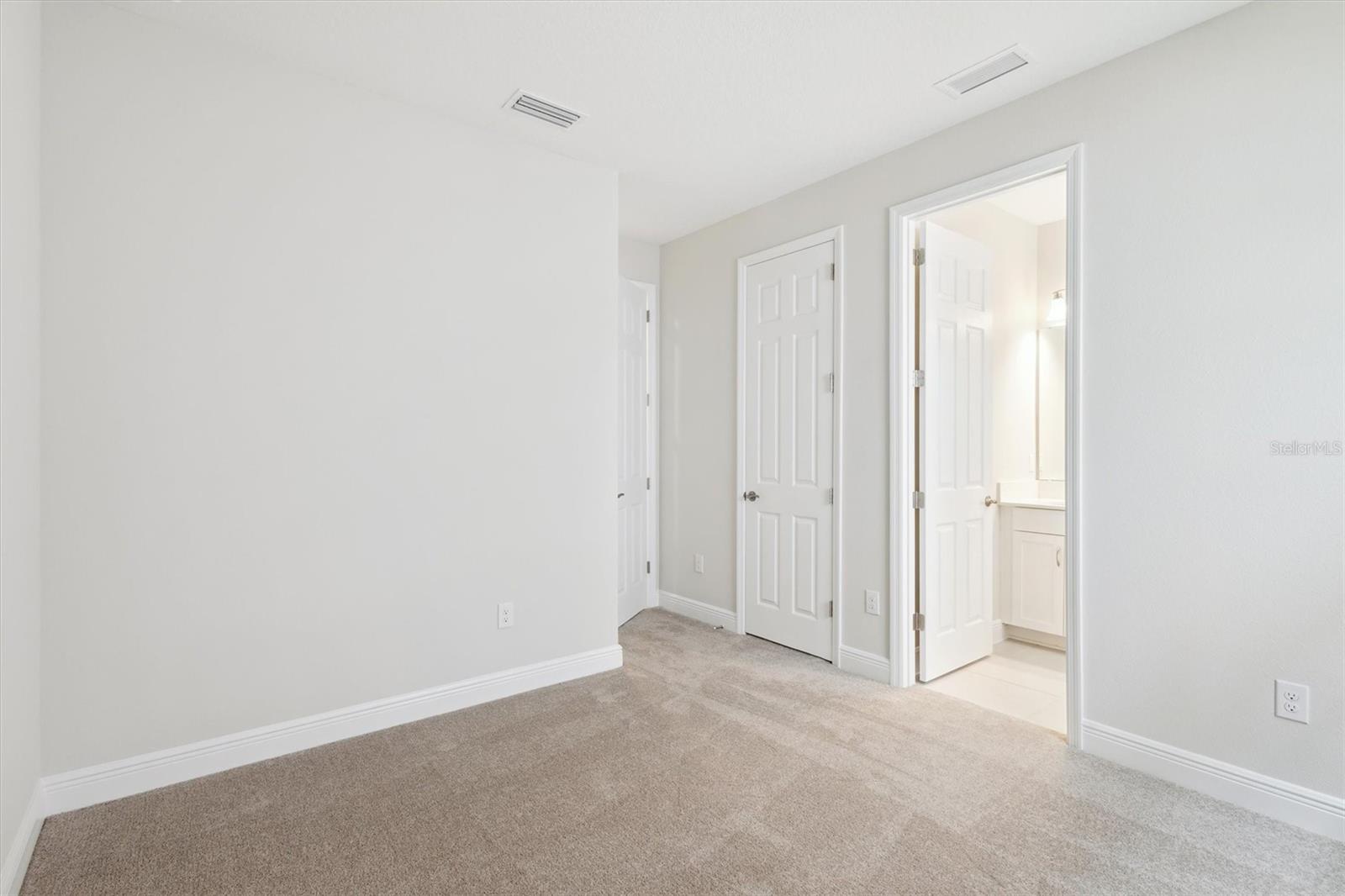 Image 22 of 32 For 8514 Dove Bog Terrace