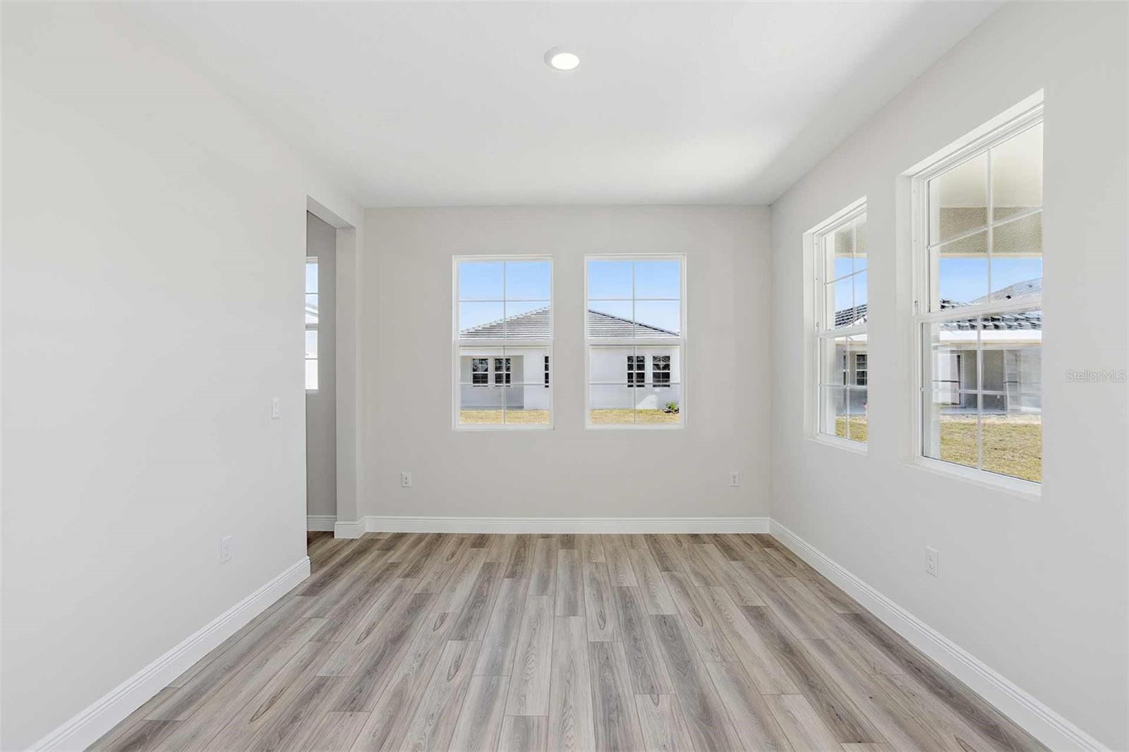 Image 8 of 22 For 10017 Surrey Rose Drive