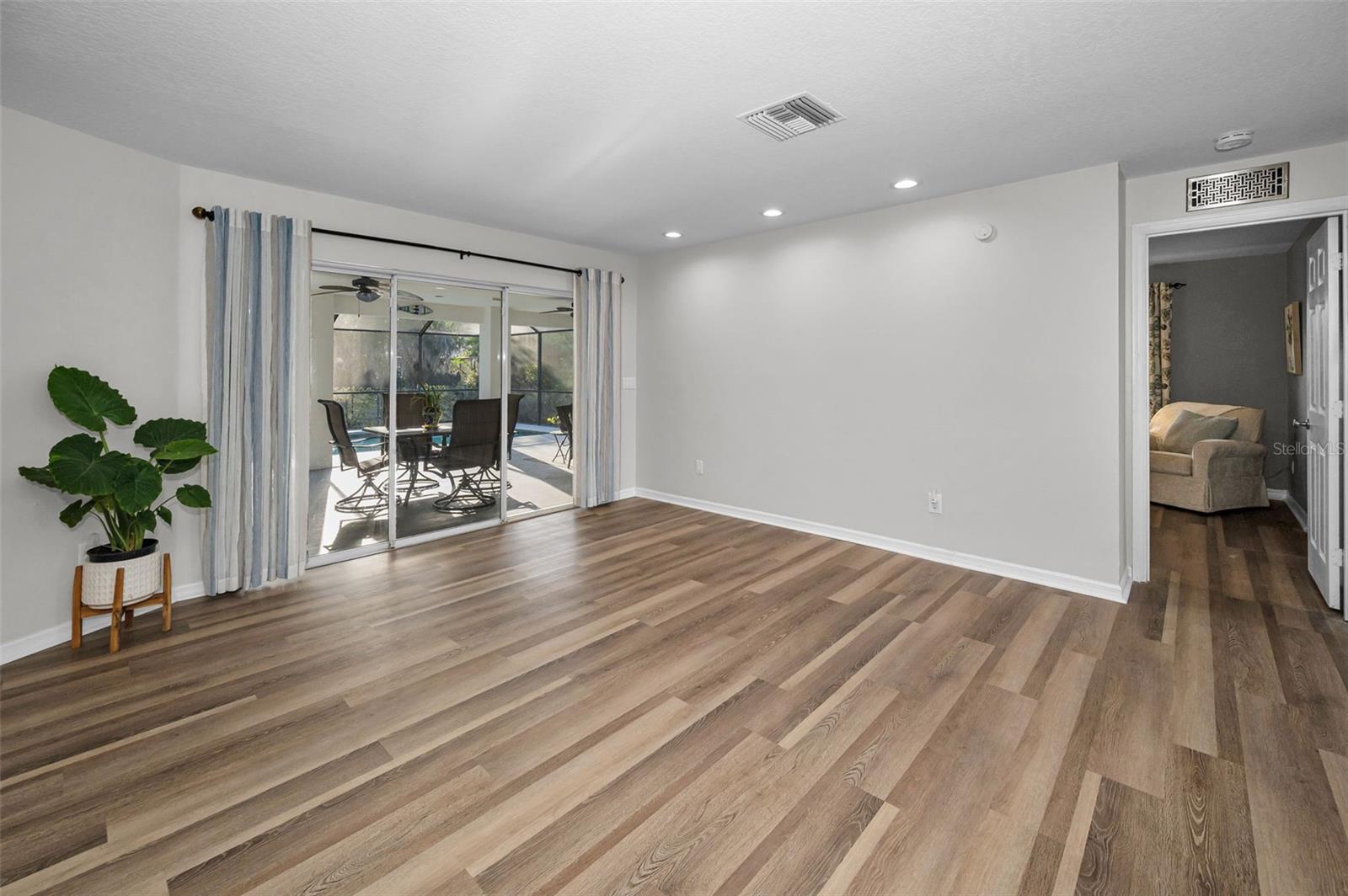 Image 10 of 48 For 3047 Lake Padgett Drive
