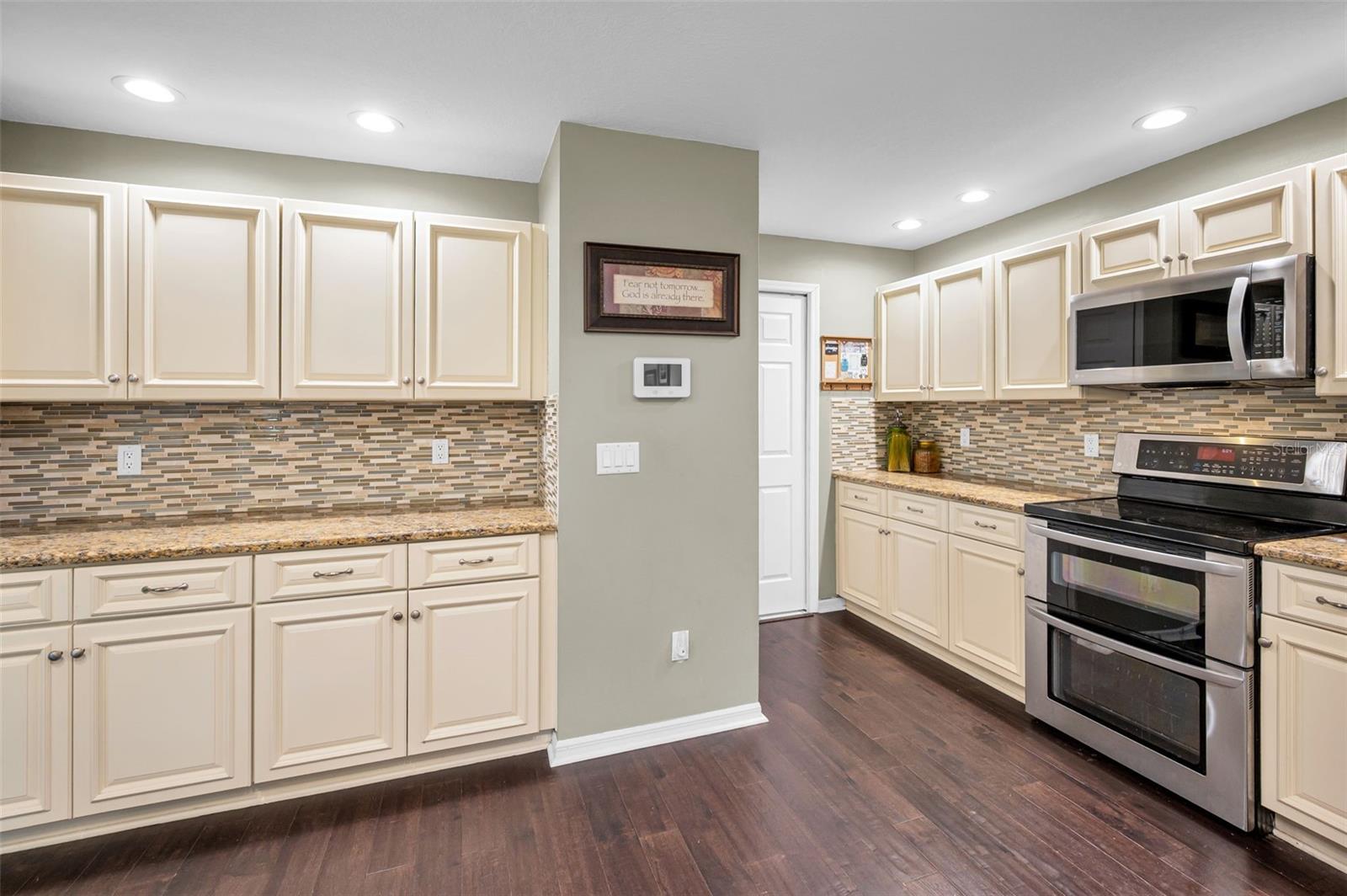 Image 16 of 48 For 3047 Lake Padgett Drive