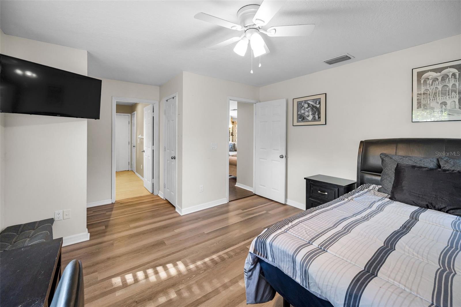 Image 33 of 48 For 3047 Lake Padgett Drive