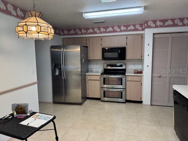 Image 6 of 53 For 11325 Glenmont Drive