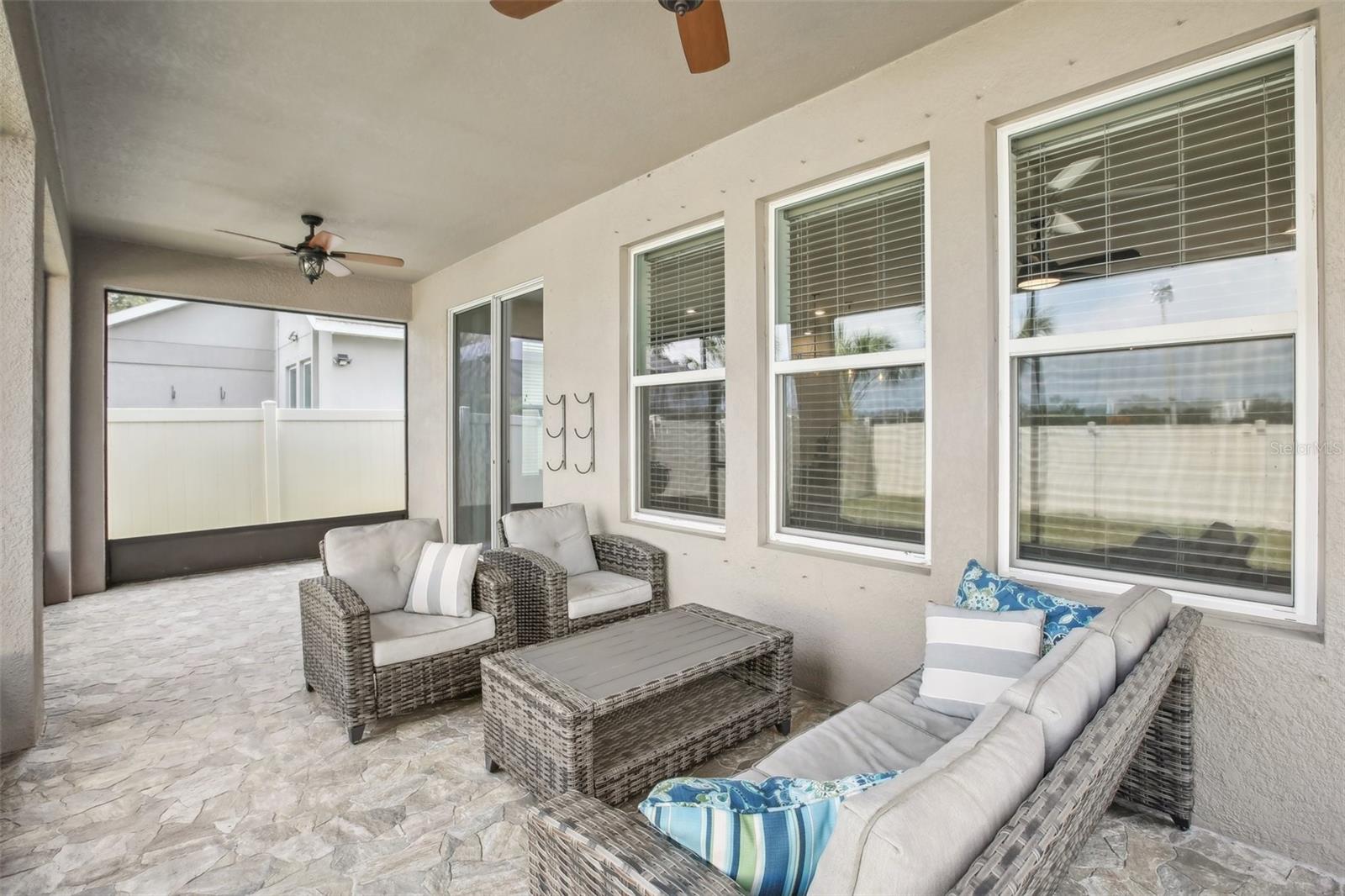 Image 36 of 54 For 10625 Cardera Drive