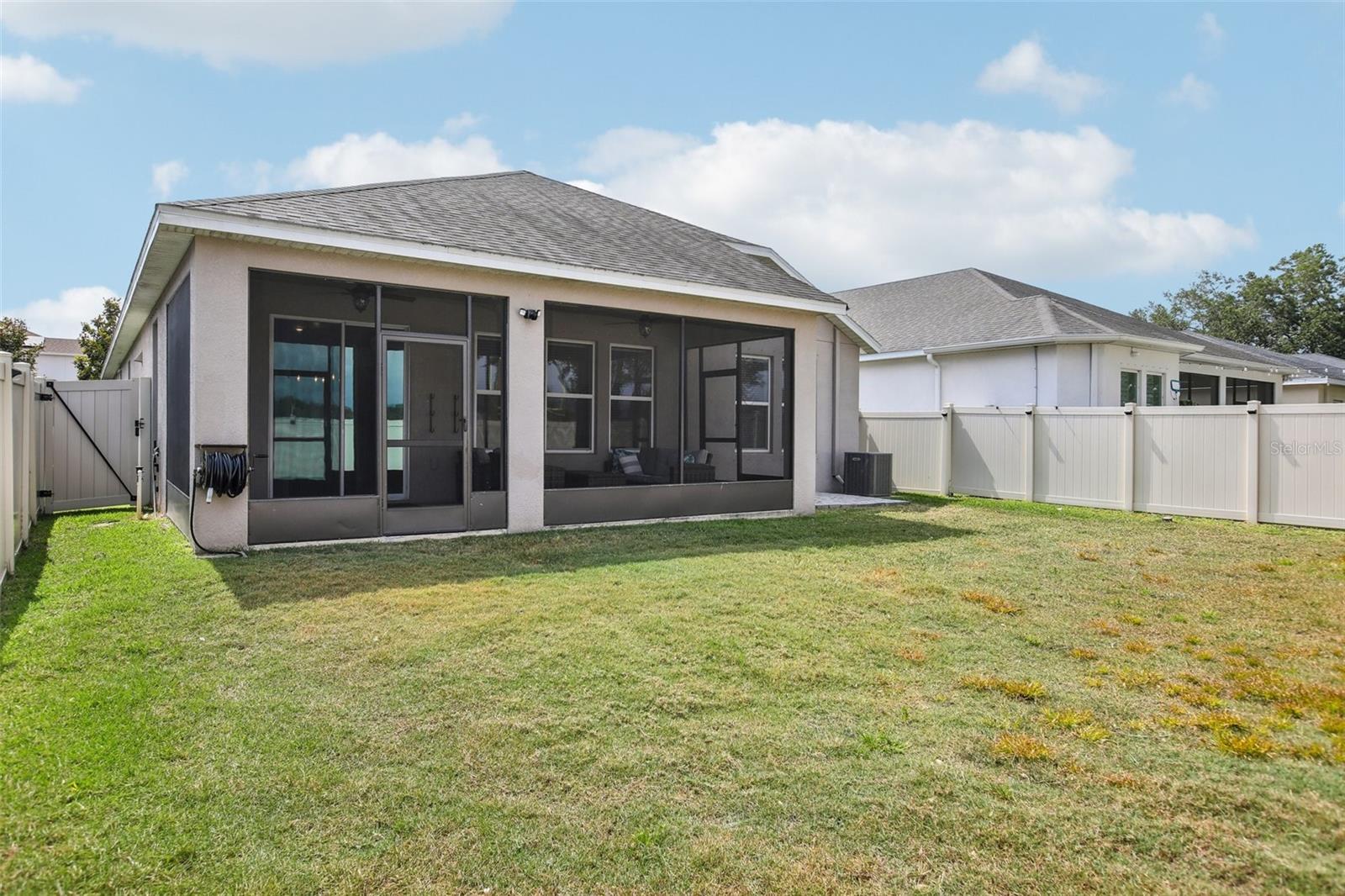 Image 39 of 54 For 10625 Cardera Drive