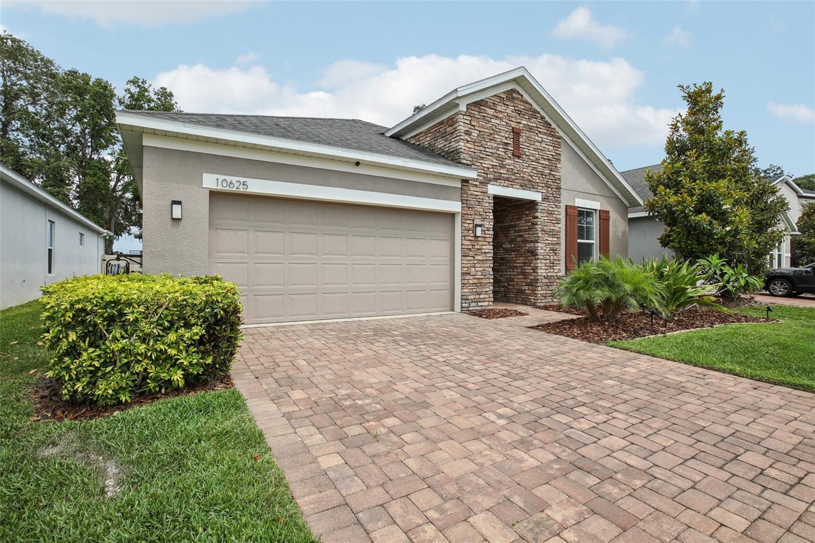 Image 42 of 54 For 10625 Cardera Drive