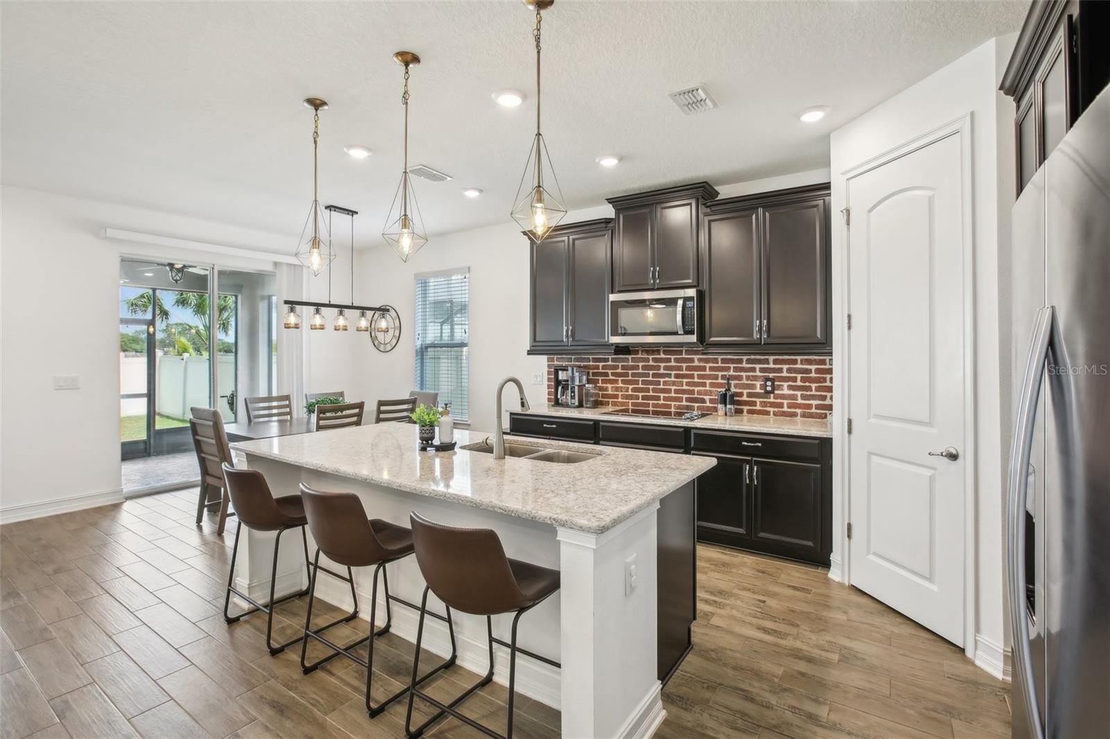 Image 6 of 54 For 10625 Cardera Drive