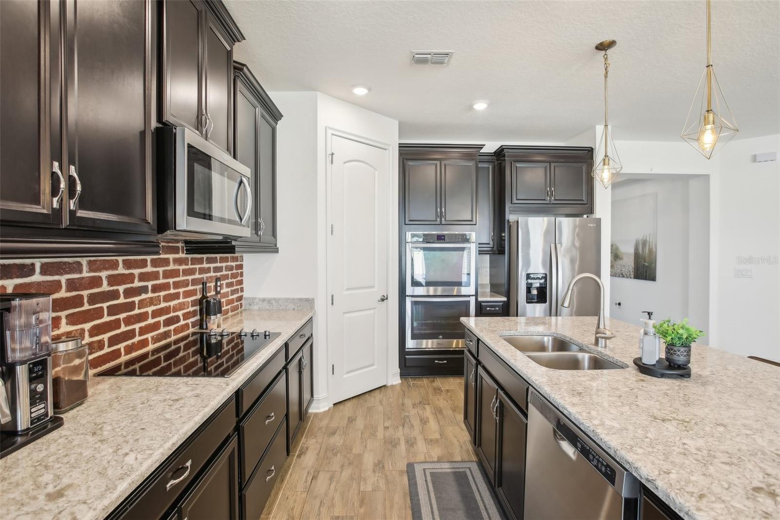 Image 8 of 54 For 10625 Cardera Drive