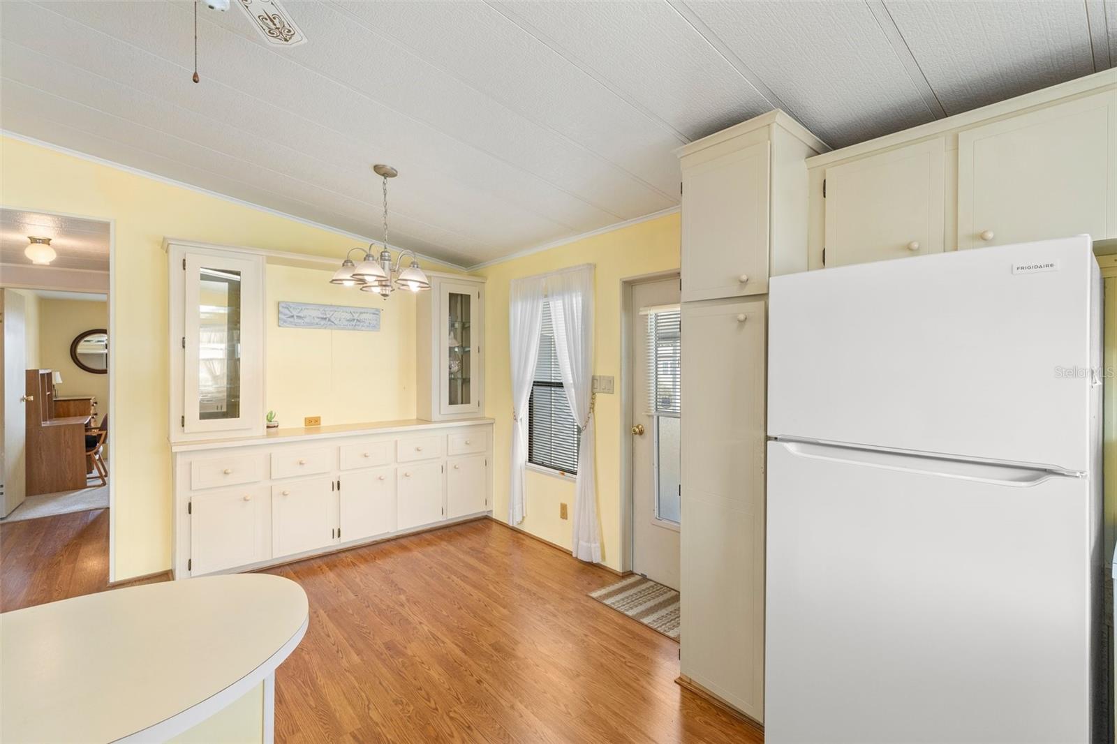 Image 11 of 27 For 5544 Caprice Way