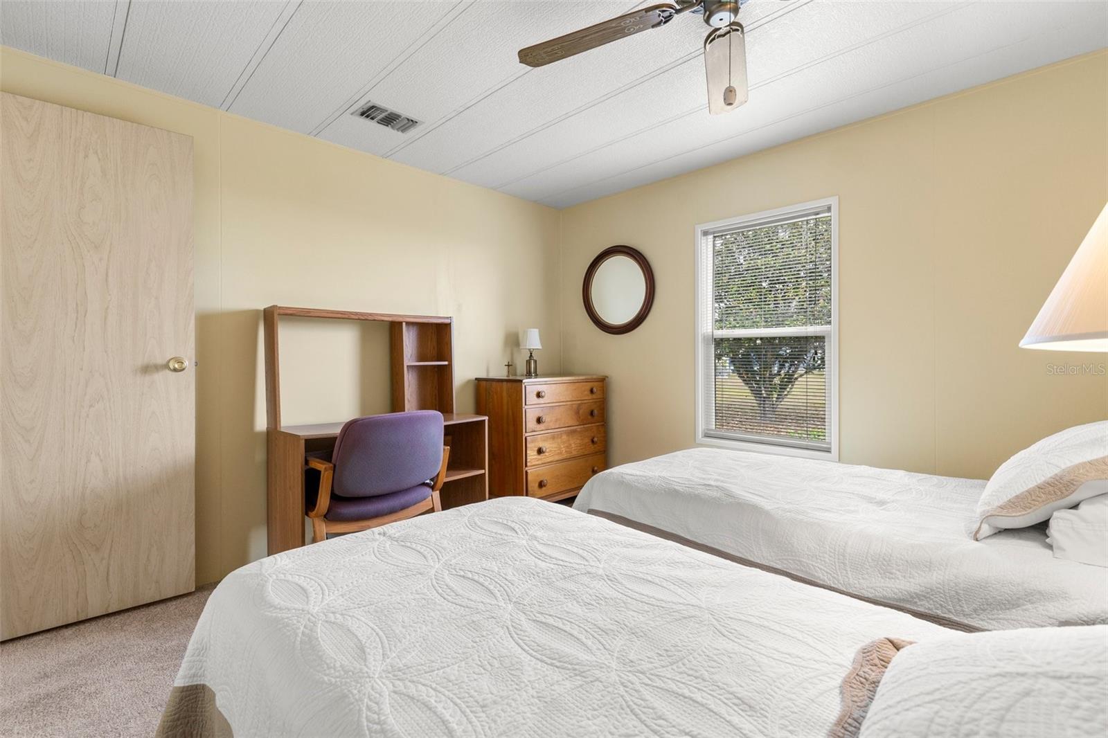 Image 20 of 27 For 5544 Caprice Way