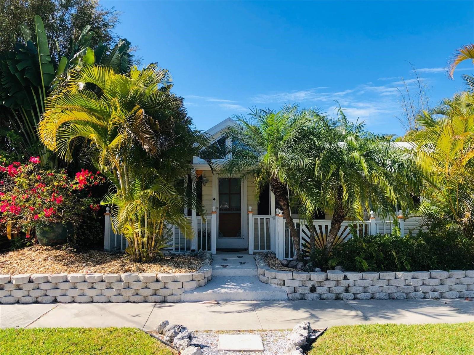 Details for 701 Broadway Street, LONGBOAT KEY, FL 34228