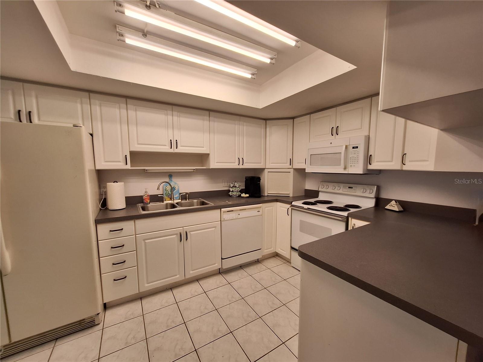Image 19 of 66 For 5404 Springwood Boulevard 5404