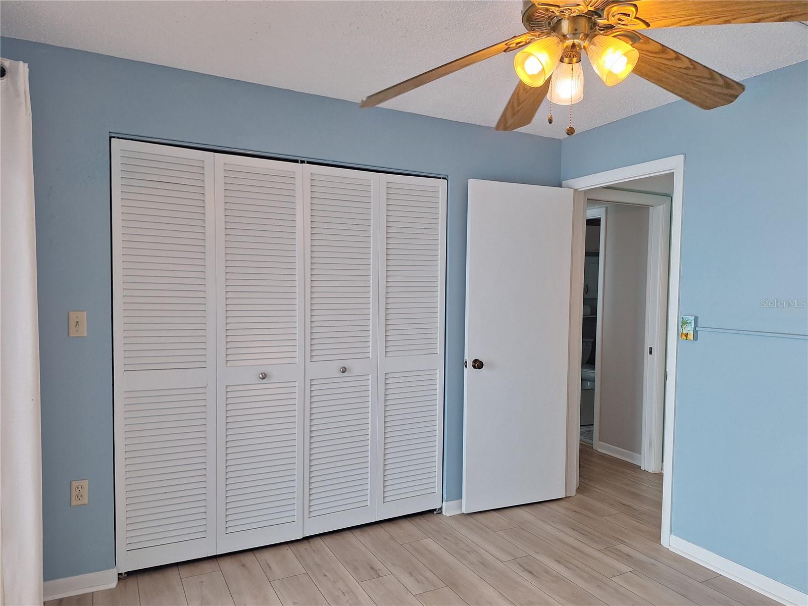 Image 37 of 66 For 5404 Springwood Boulevard 5404