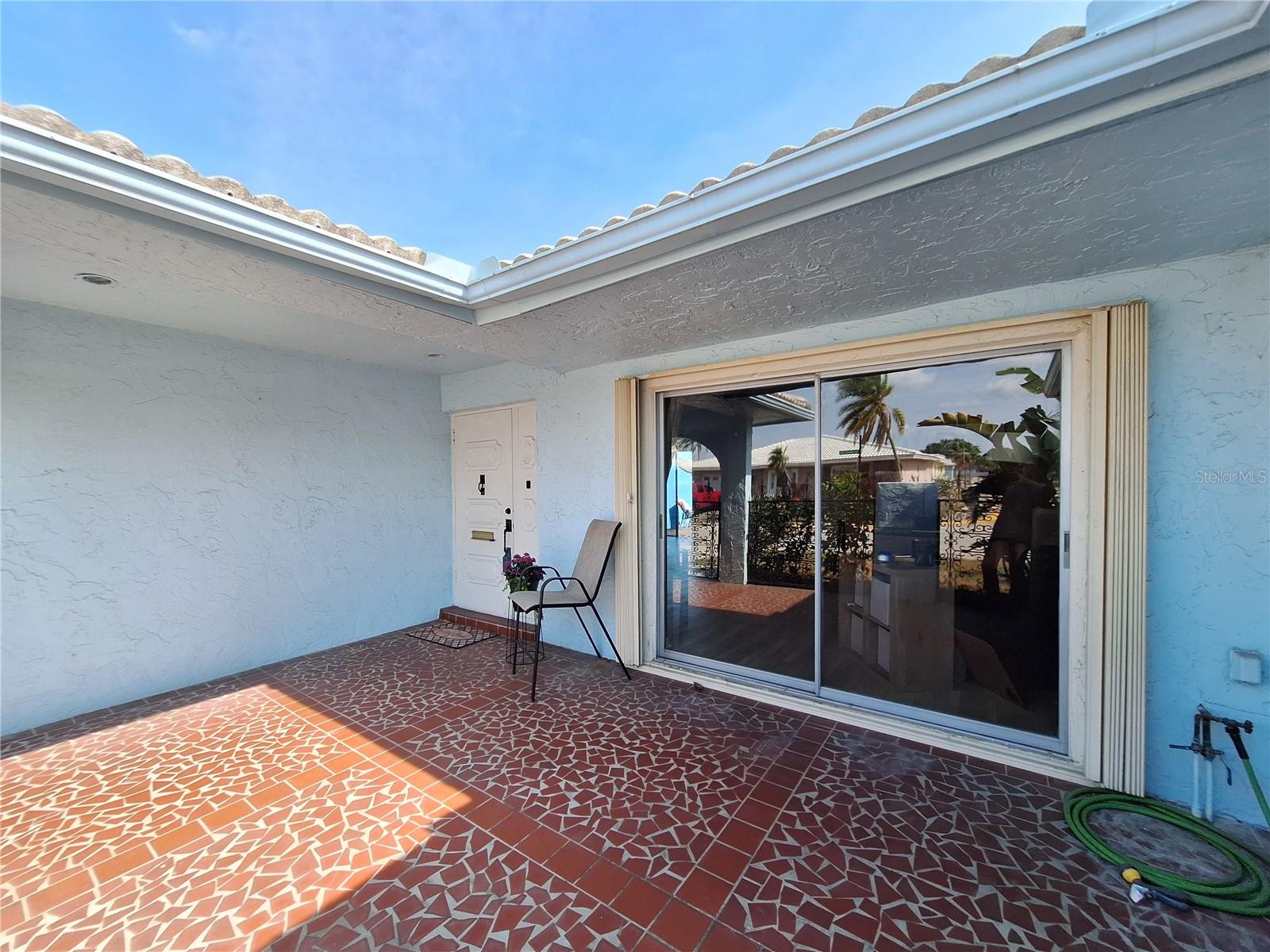Image 7 of 66 For 5404 Springwood Boulevard 5404
